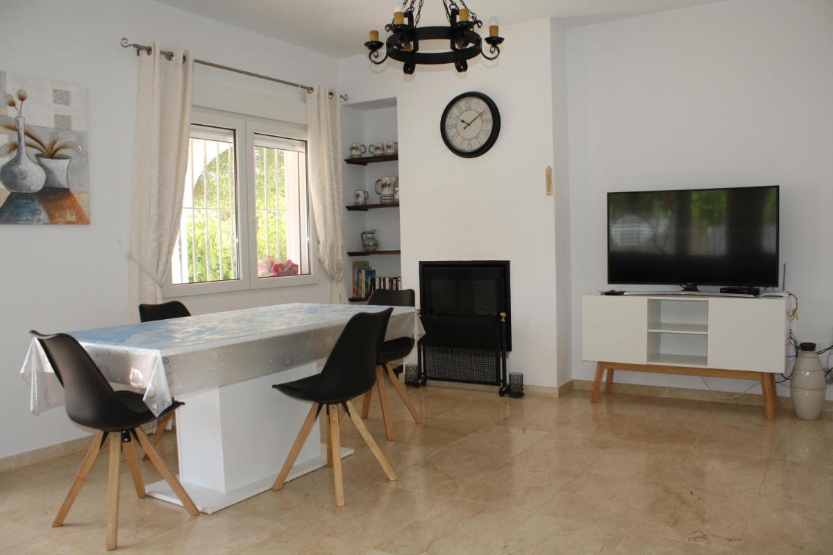 Photo 12