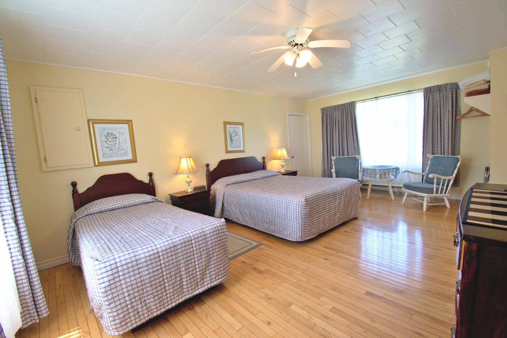 Lakeview Lodge and Cottages