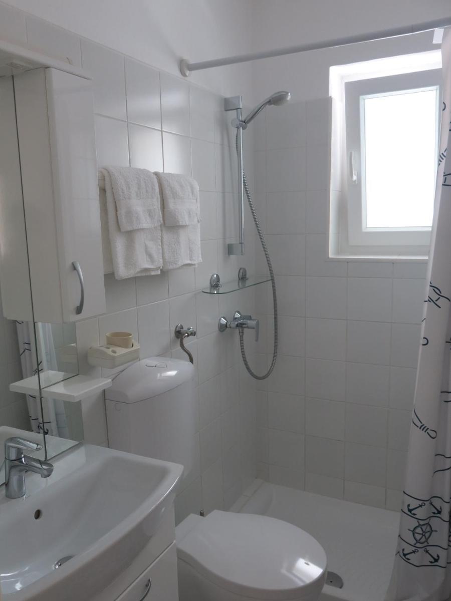 Apartments Toic view 4