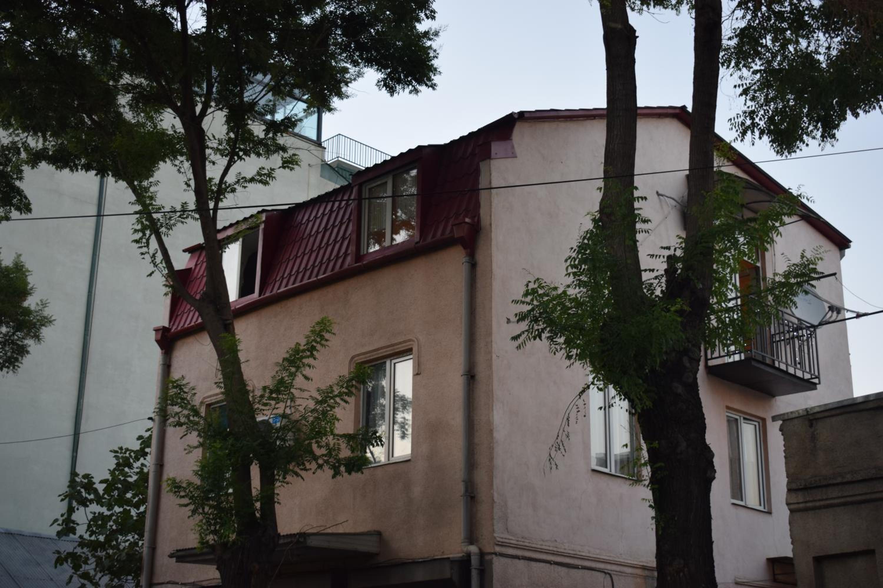 Rose House