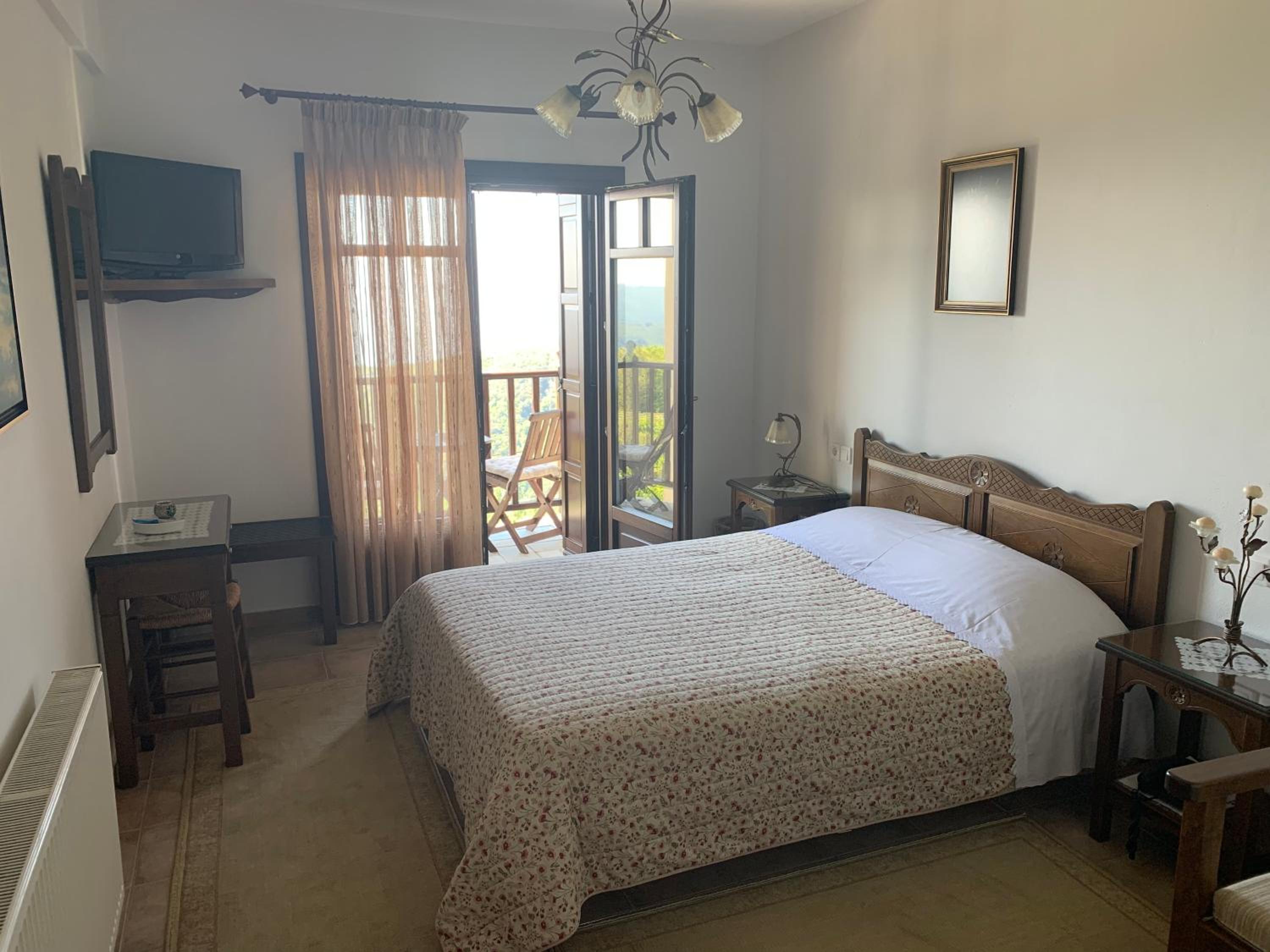 Iliovolo Guesthouse