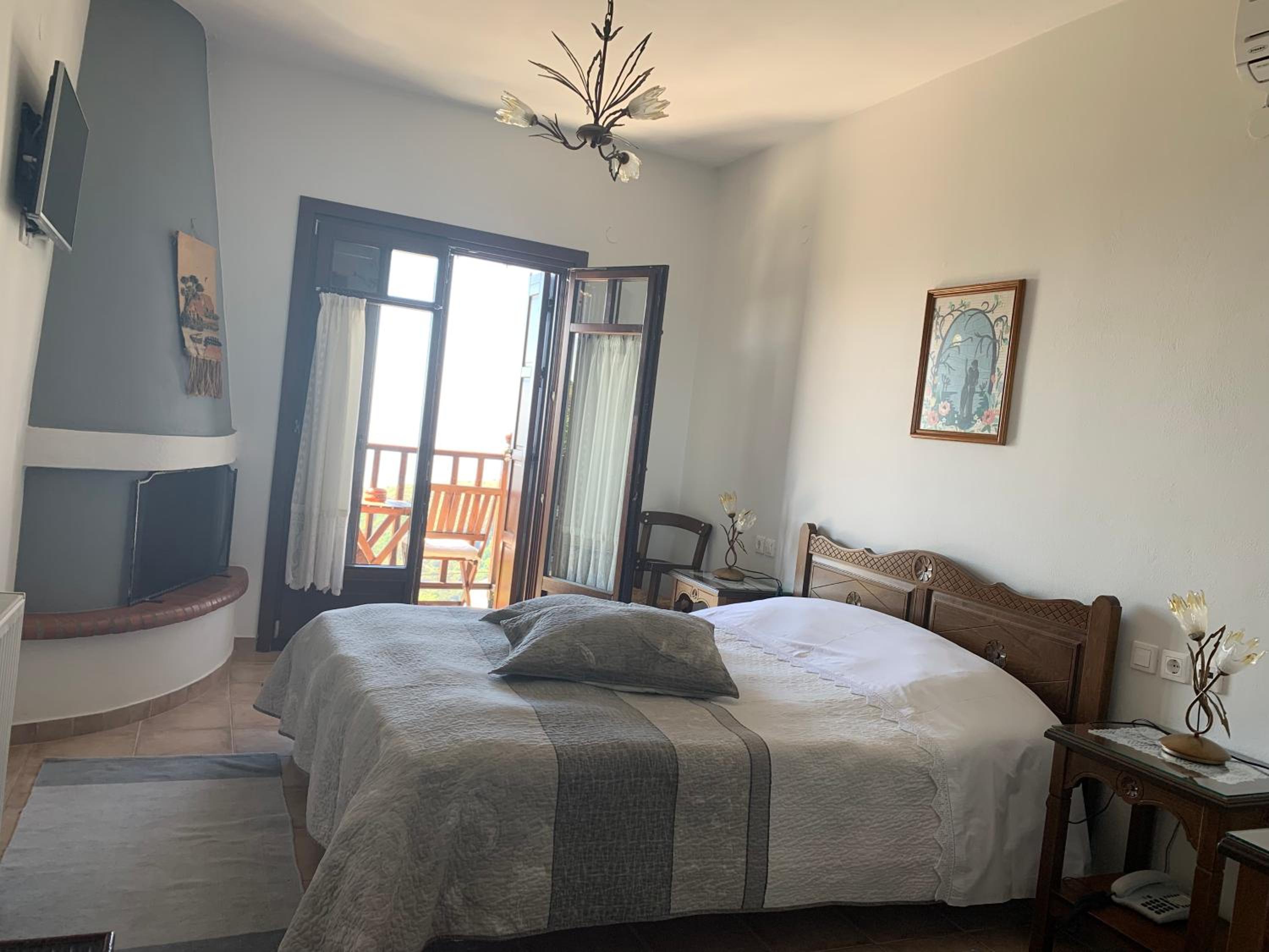 Iliovolo Guesthouse