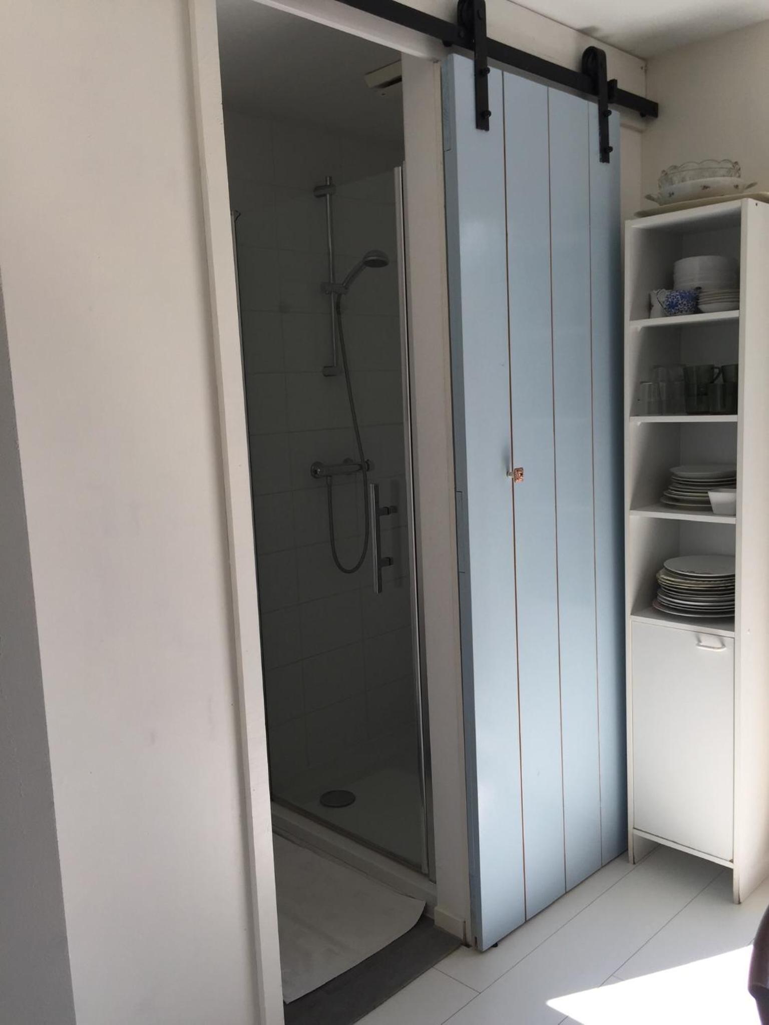 De Vuurdoorn en Bergen — bathroom