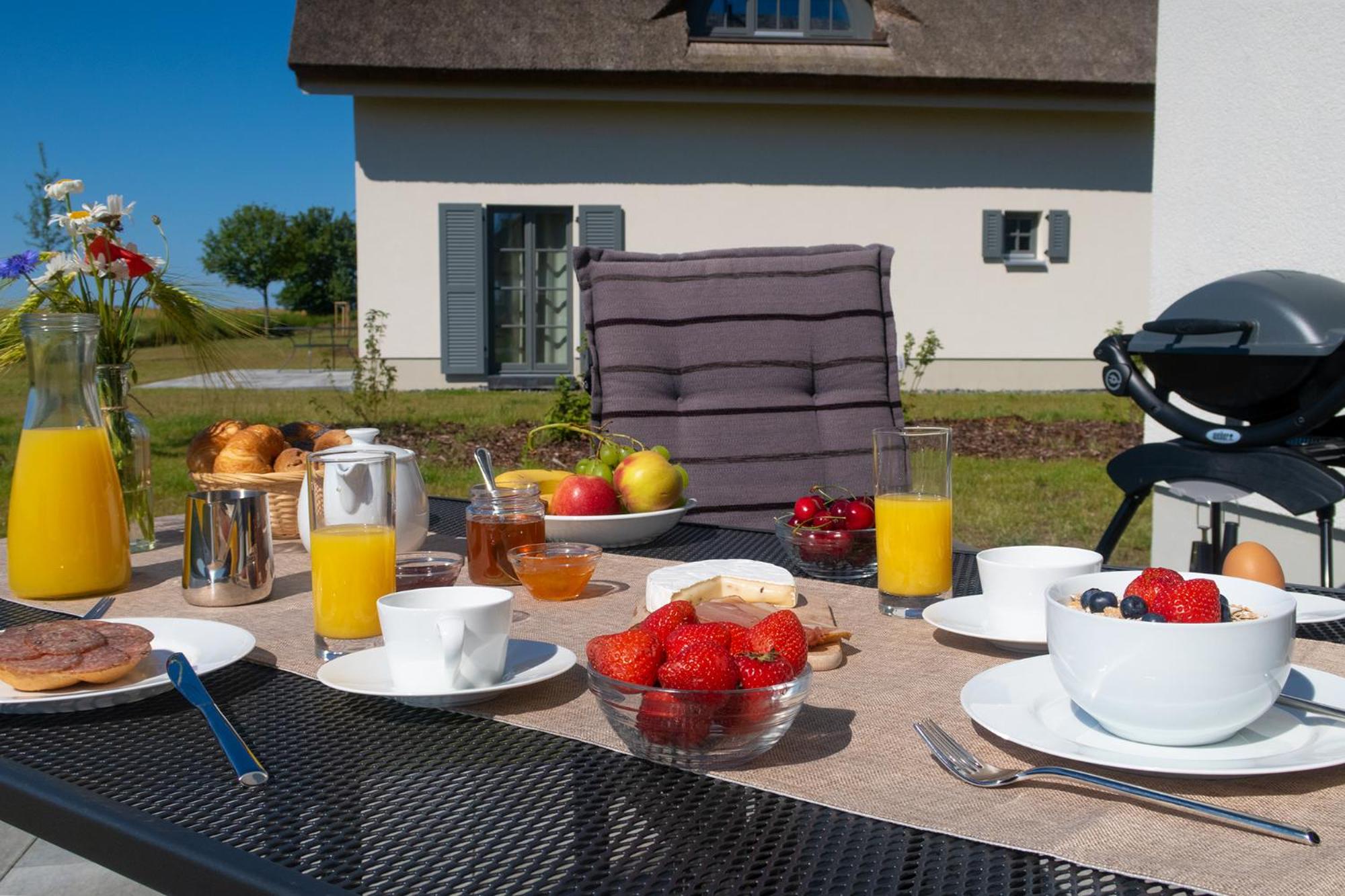 Reetdachhäuser am Bakenberg
