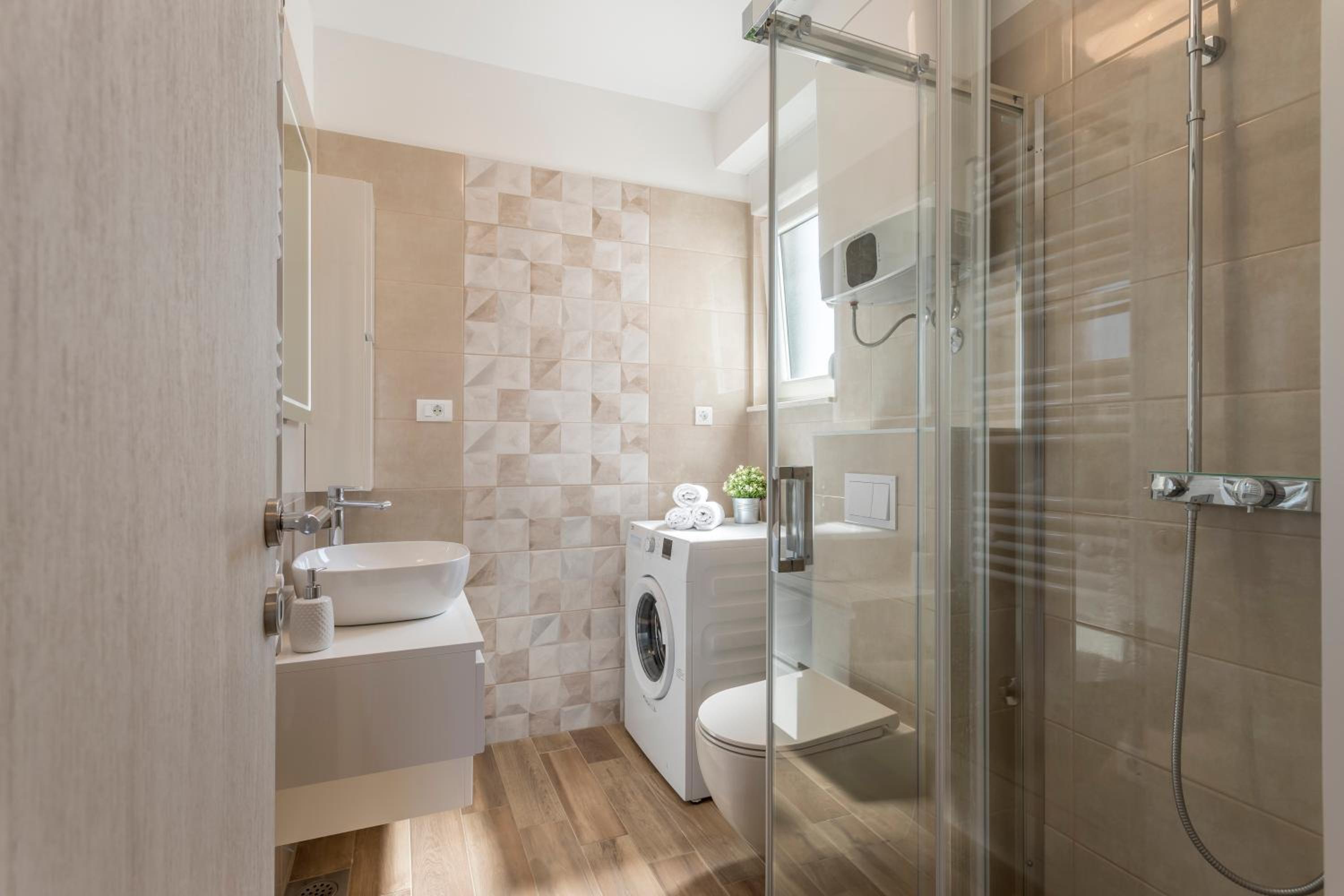 Luxury view apartments view 5