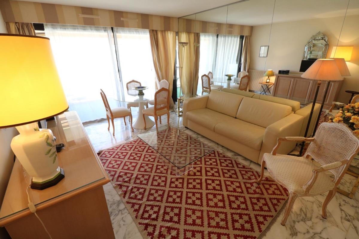 Luxury 1 bedroom Jardins Croisette 265 photo 1