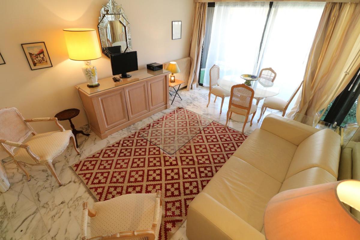 Luxury 1 bedroom Jardins Croisette 265 photo 5