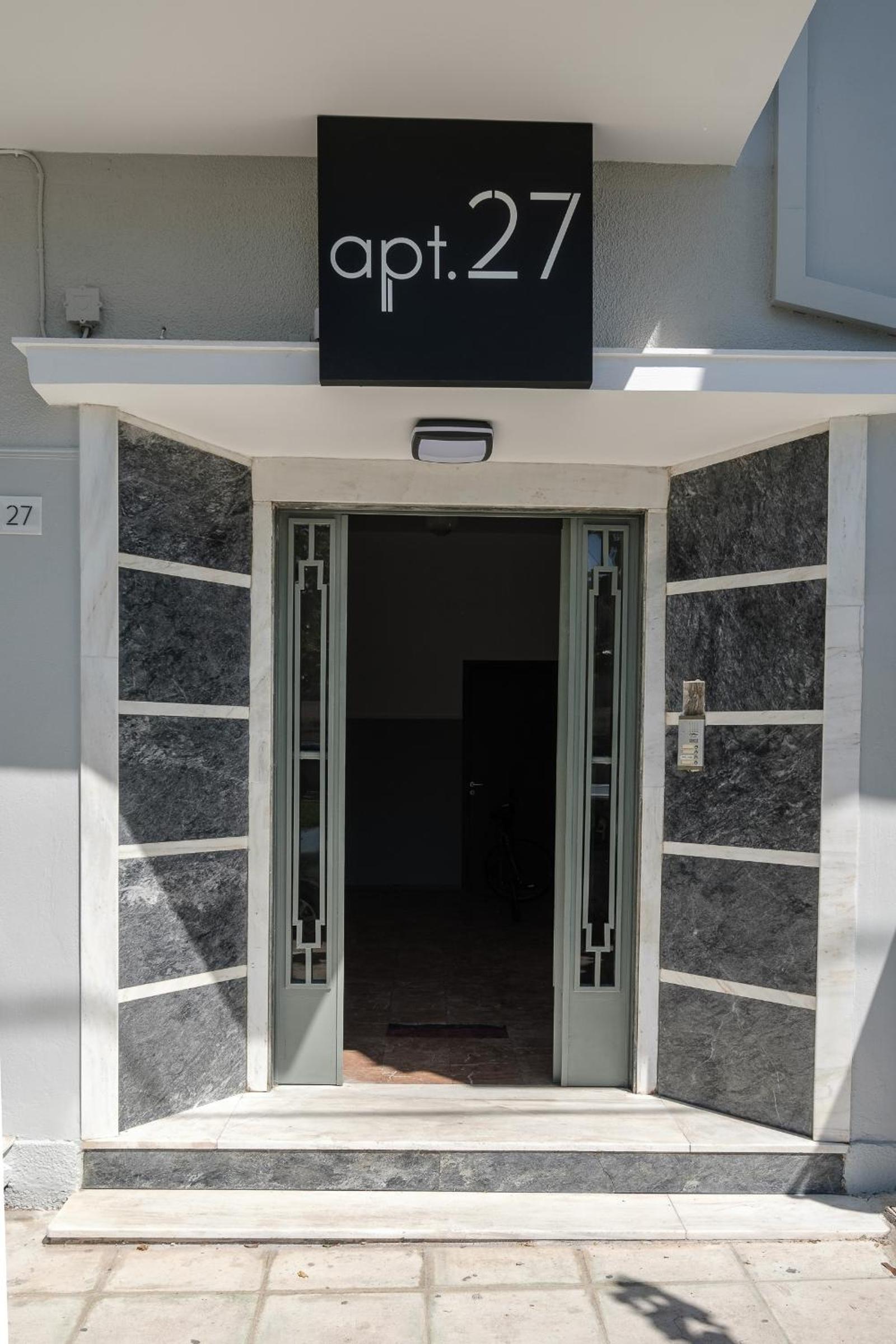 apt.27-103 view 4