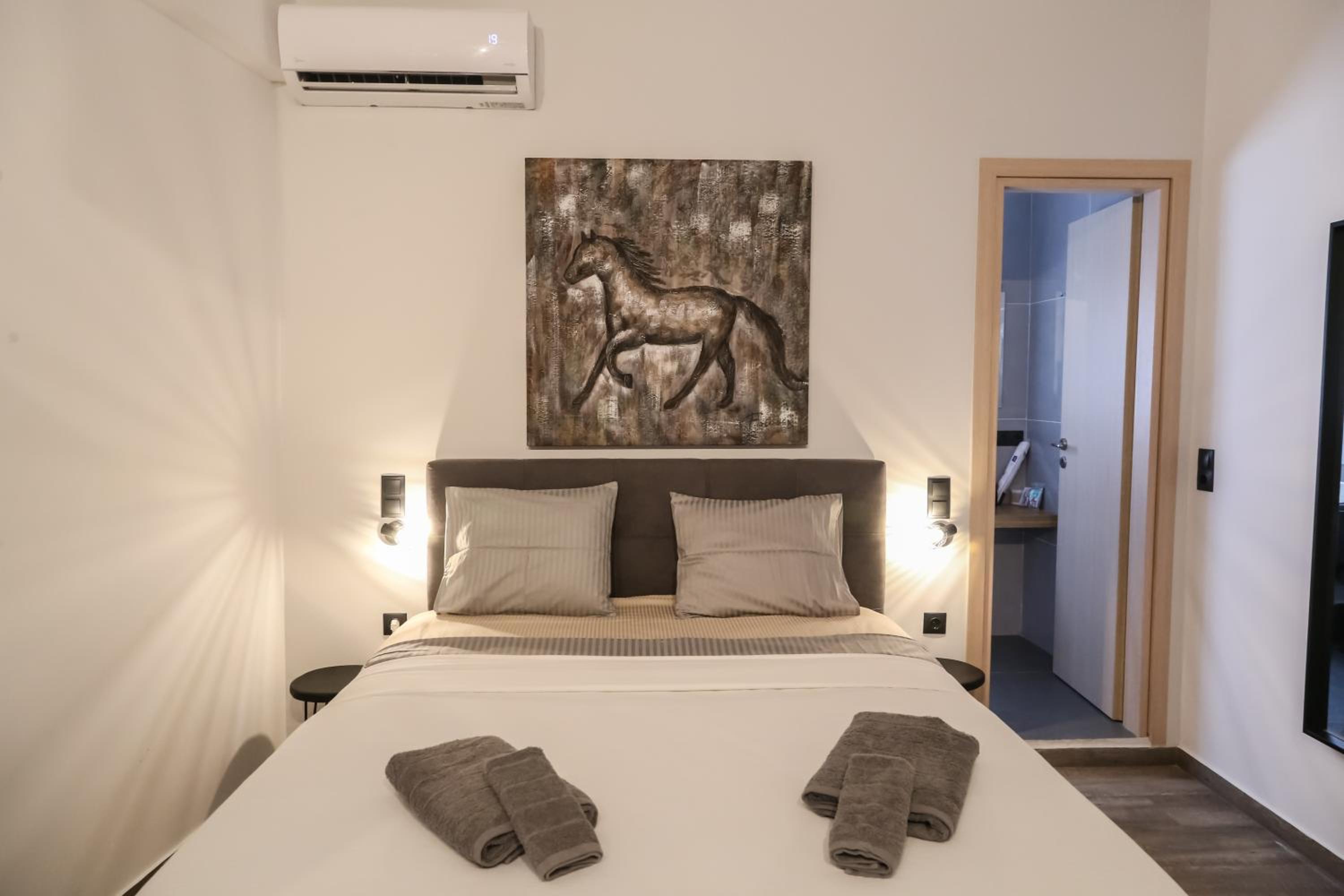 Triple A - Acropolis View in Psiri Athens - FREE Parking!