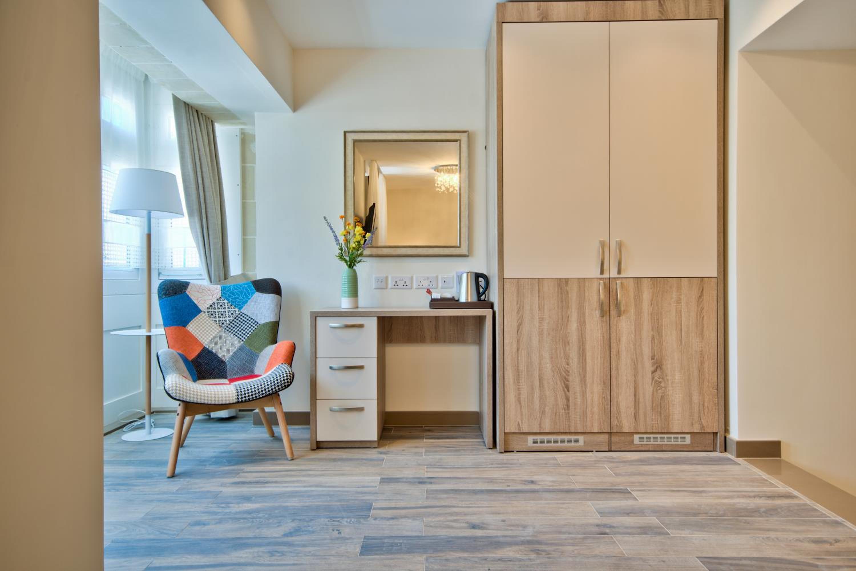 hotel room