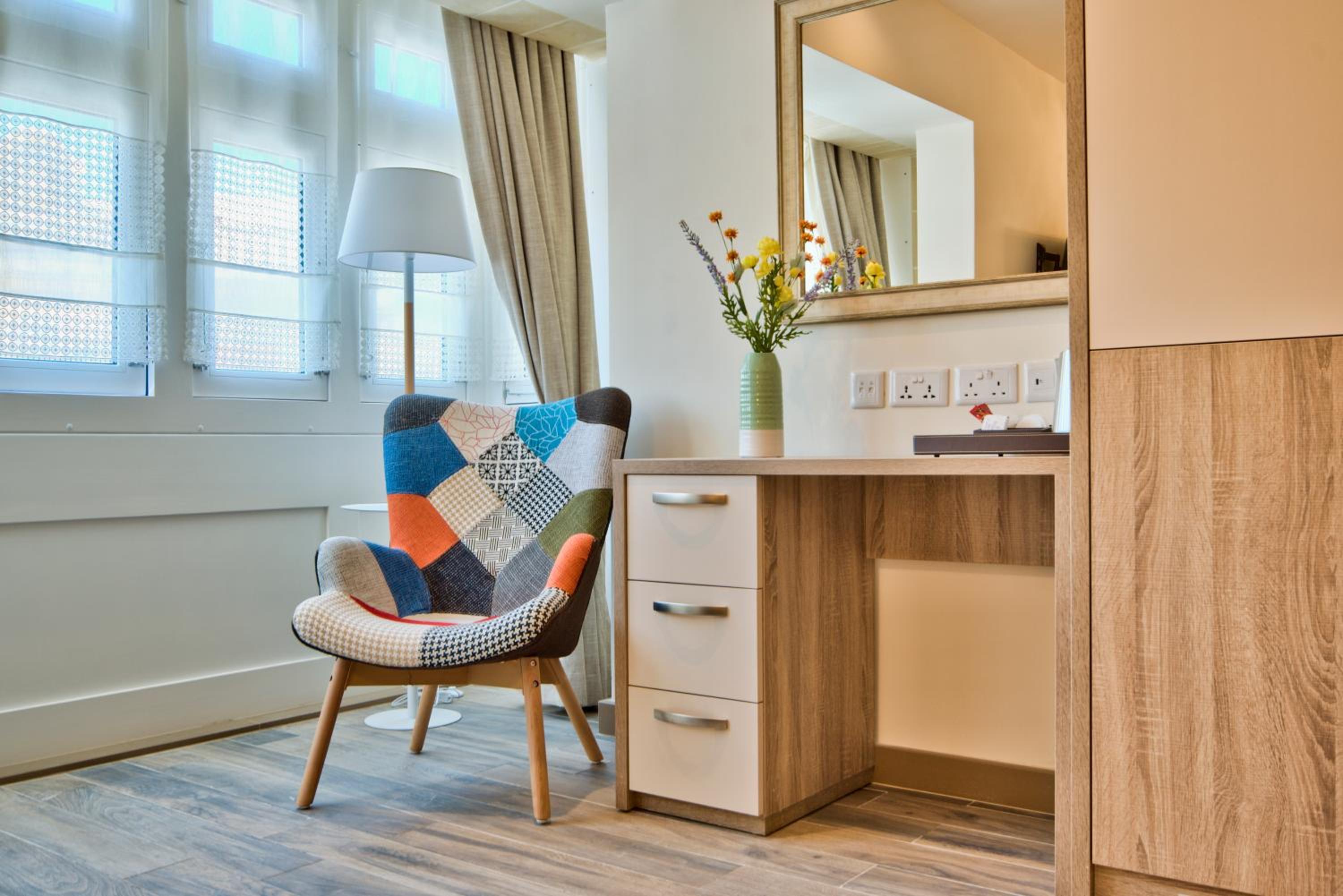 hotel room