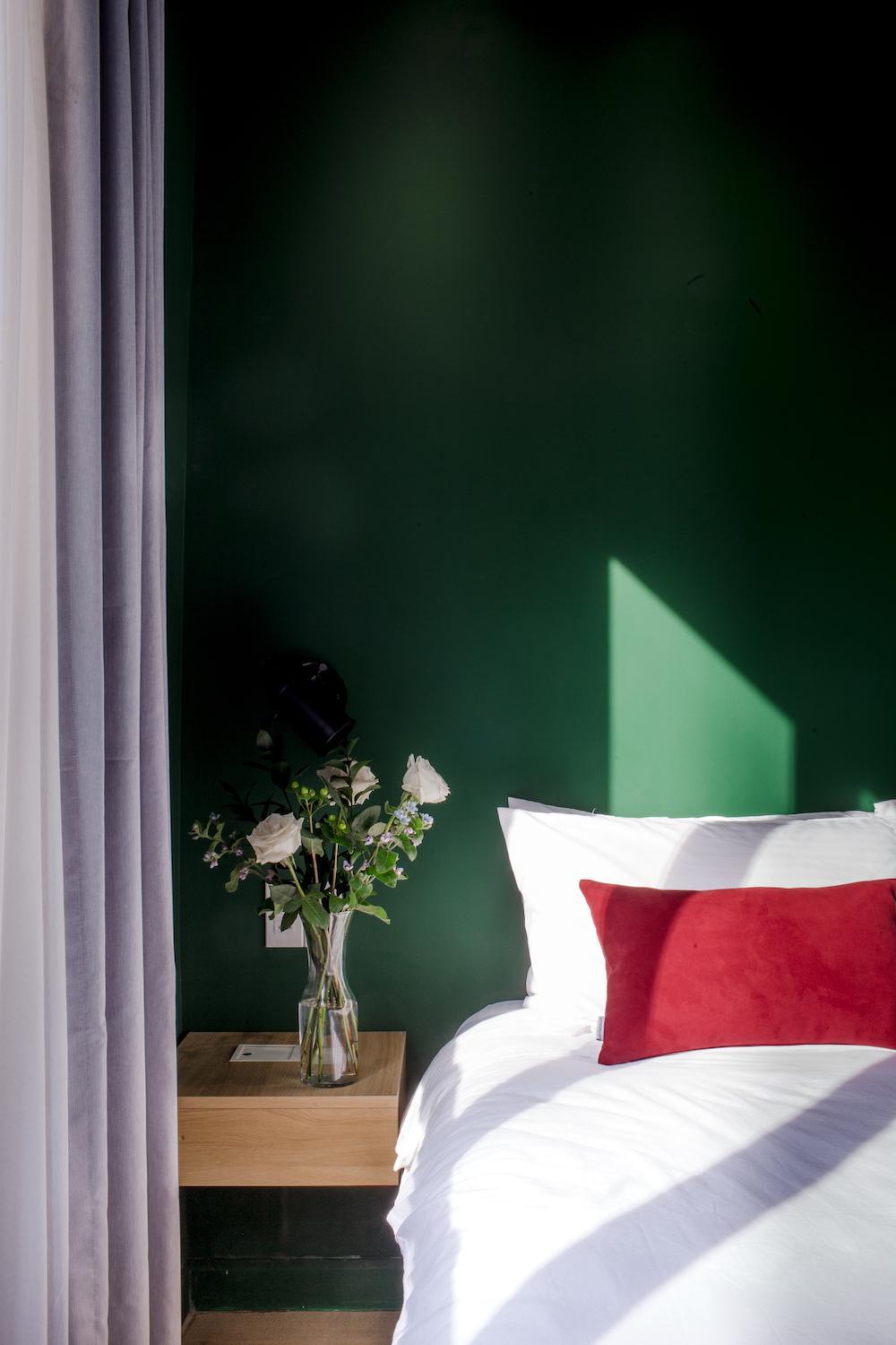Botanist Lab Minihotel by CIRCADIAN
