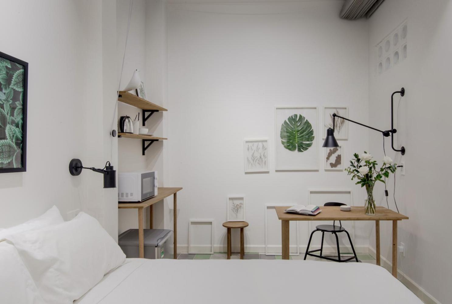 Botanist Lab Minihotel by CIRCADIAN