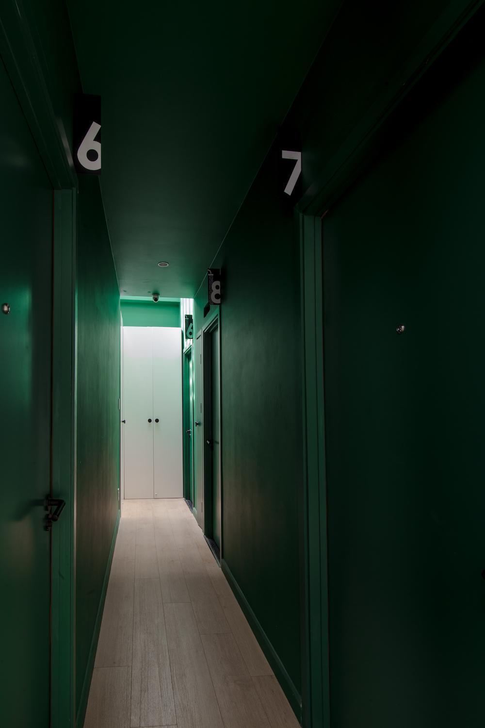 Botanist Lab Minihotel by CIRCADIAN