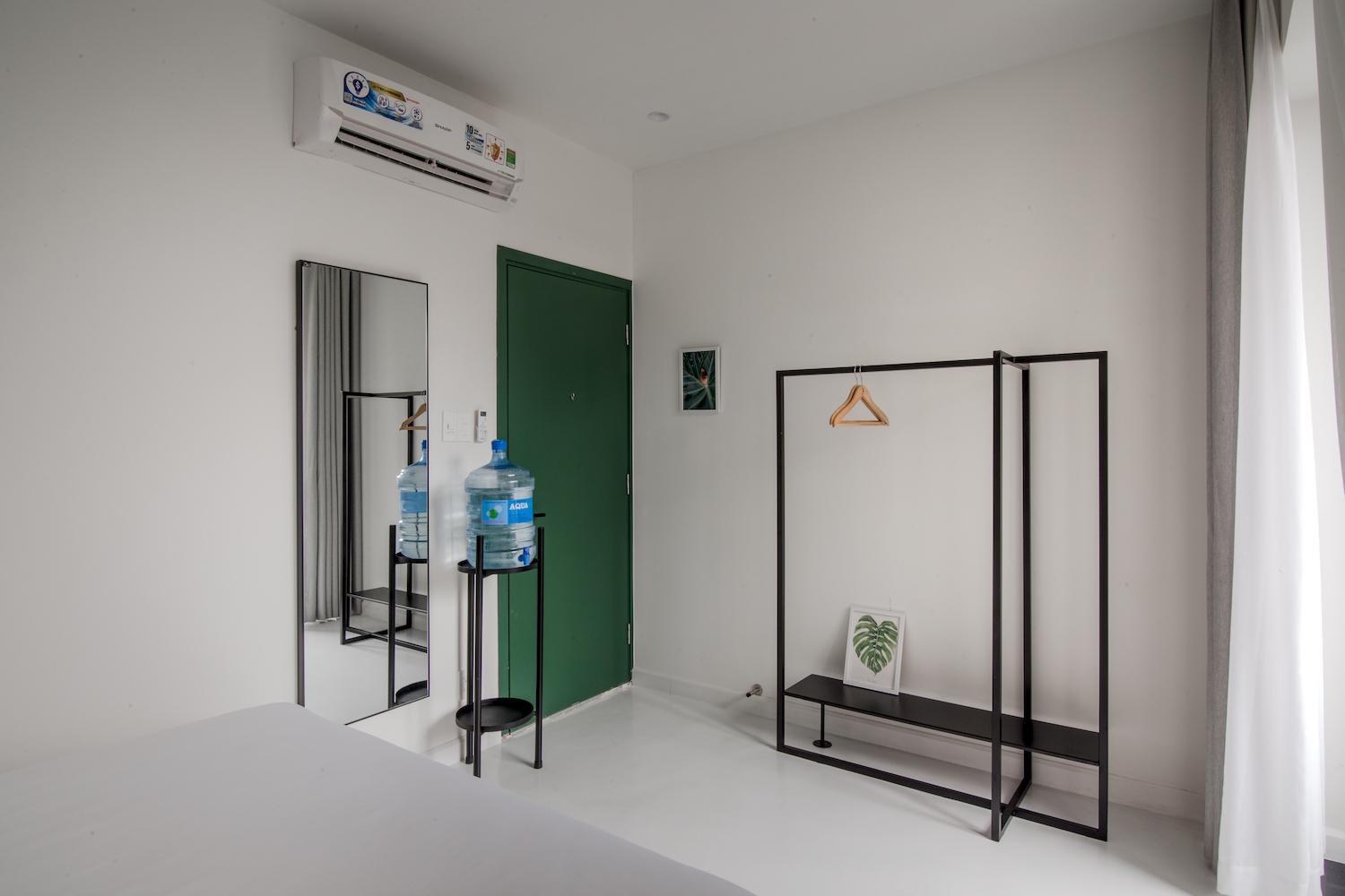 Botanist Lab Minihotel by CIRCADIAN