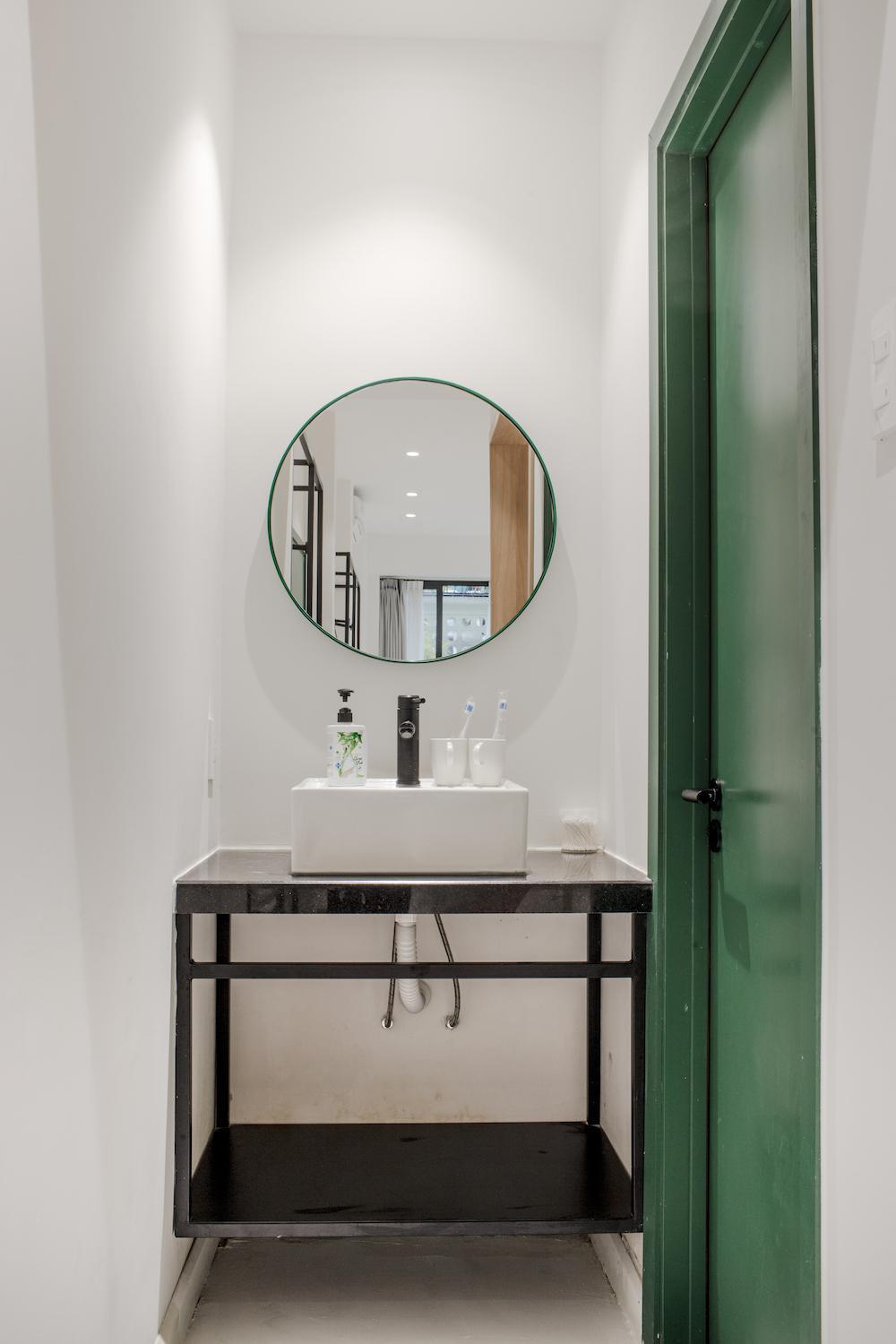 Botanist Lab Minihotel by CIRCADIAN
