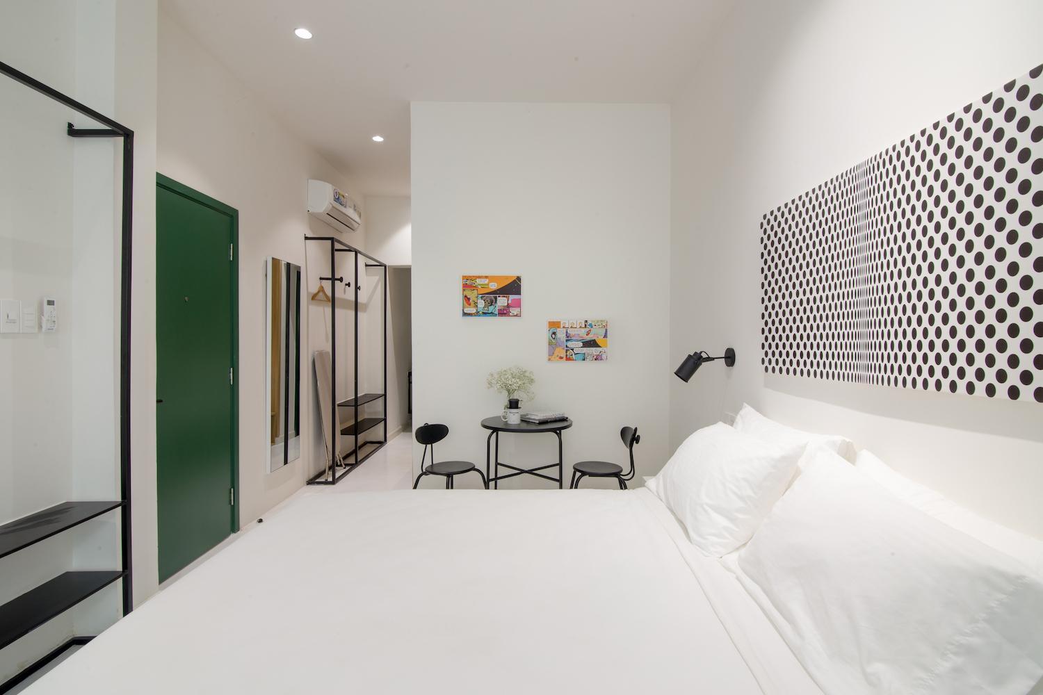 Botanist Lab Minihotel by CIRCADIAN