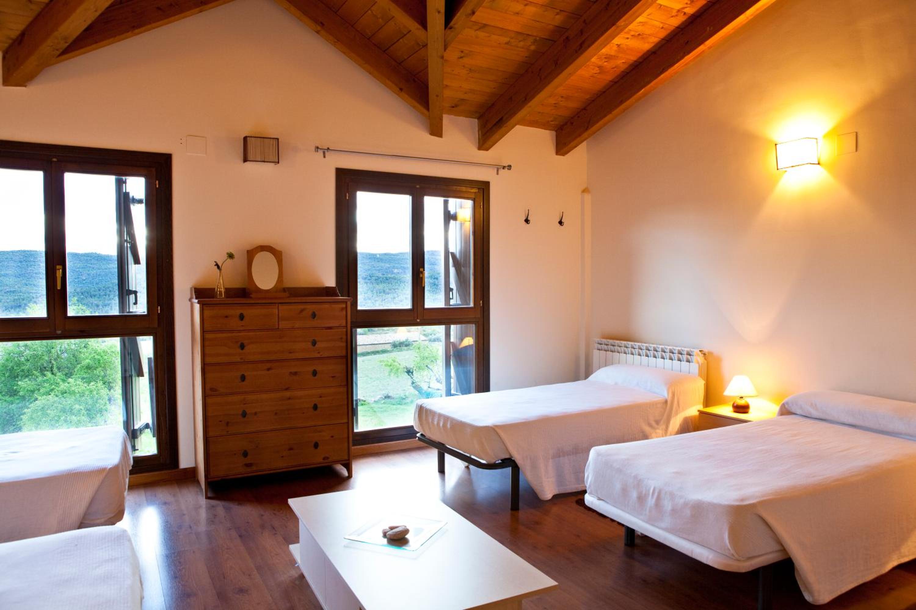 Casa Mallos de Agüero view 3