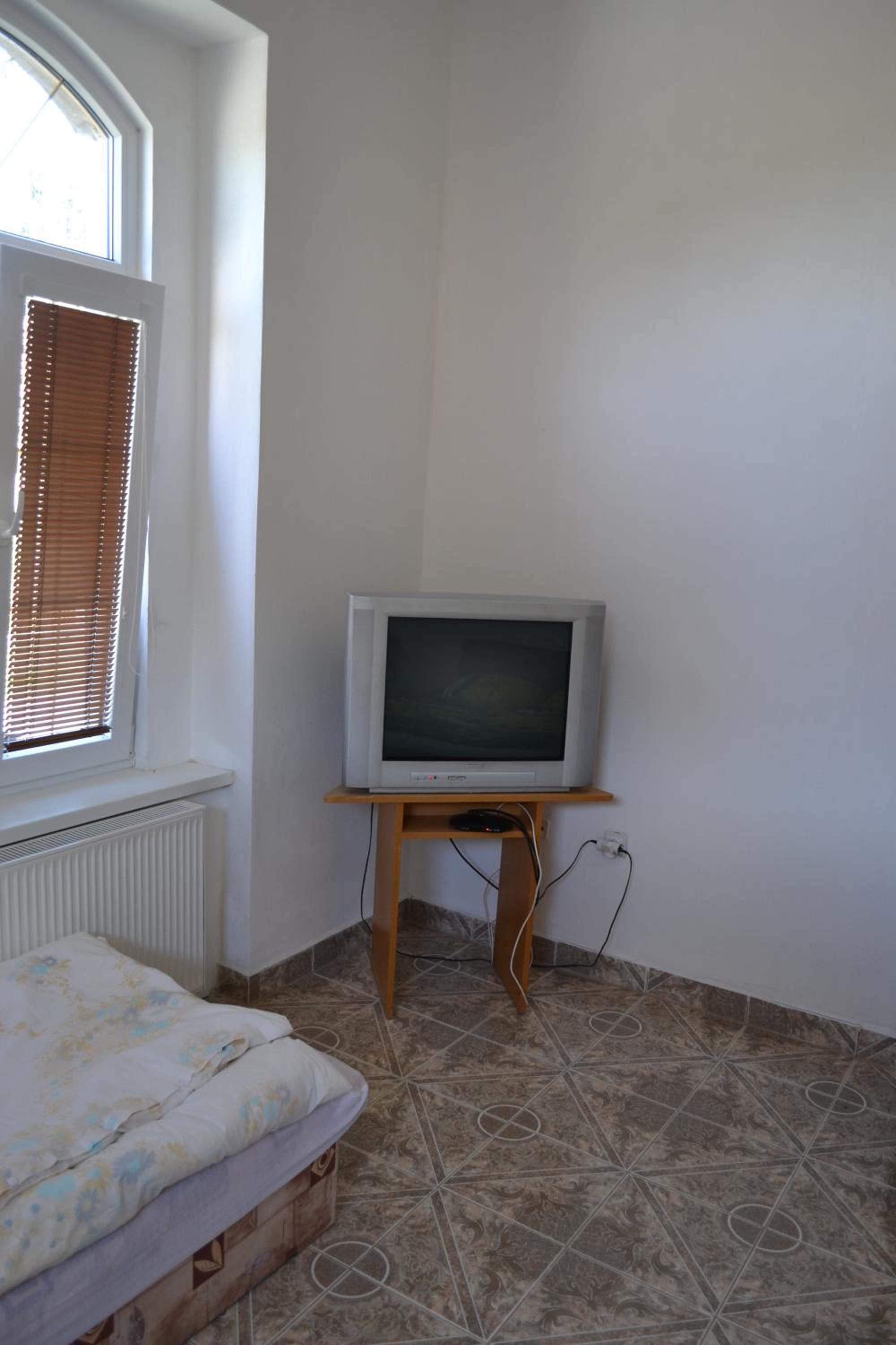 Photo 37