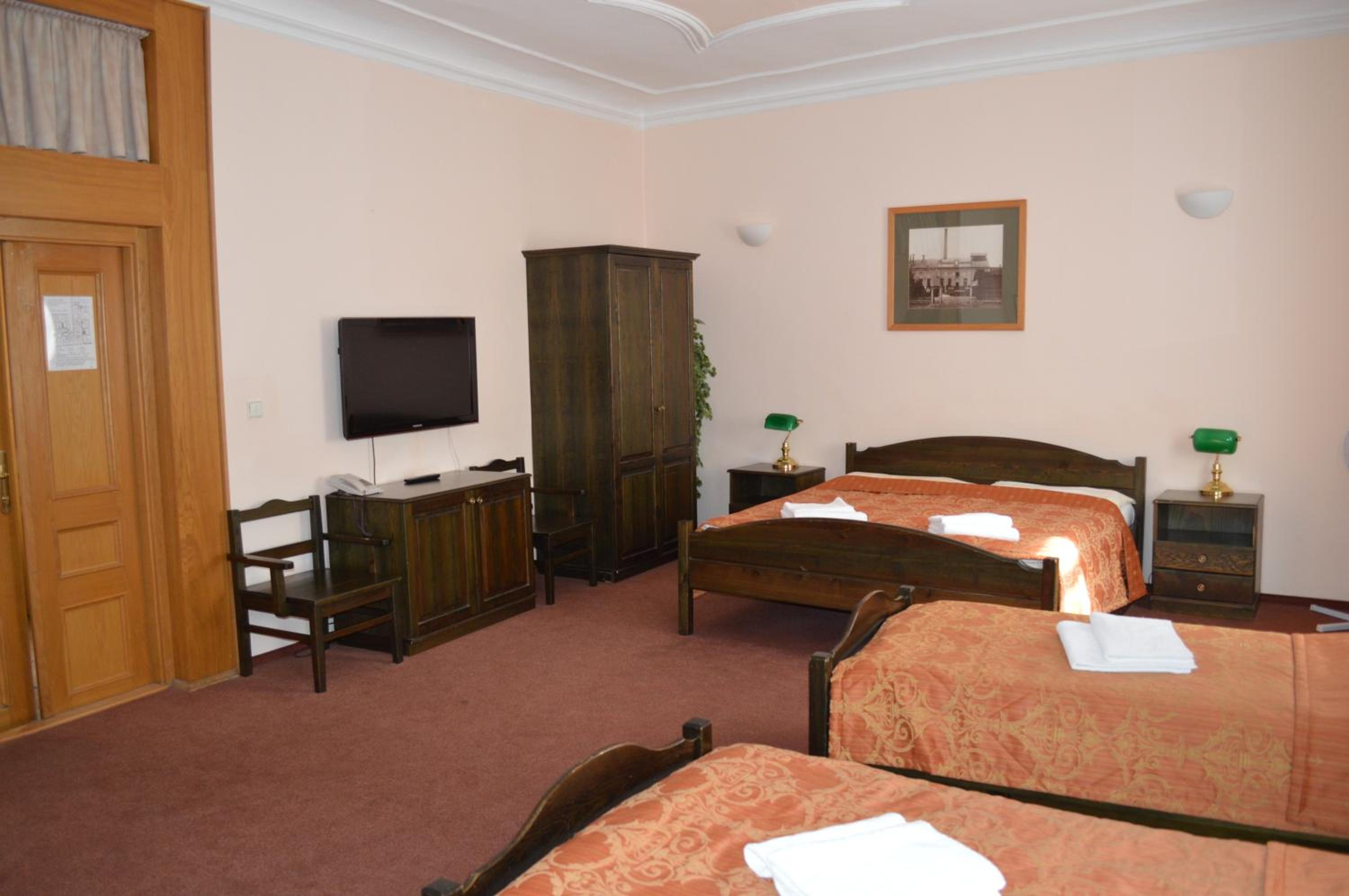 U Medvidku-Brewery Hotel photo 3