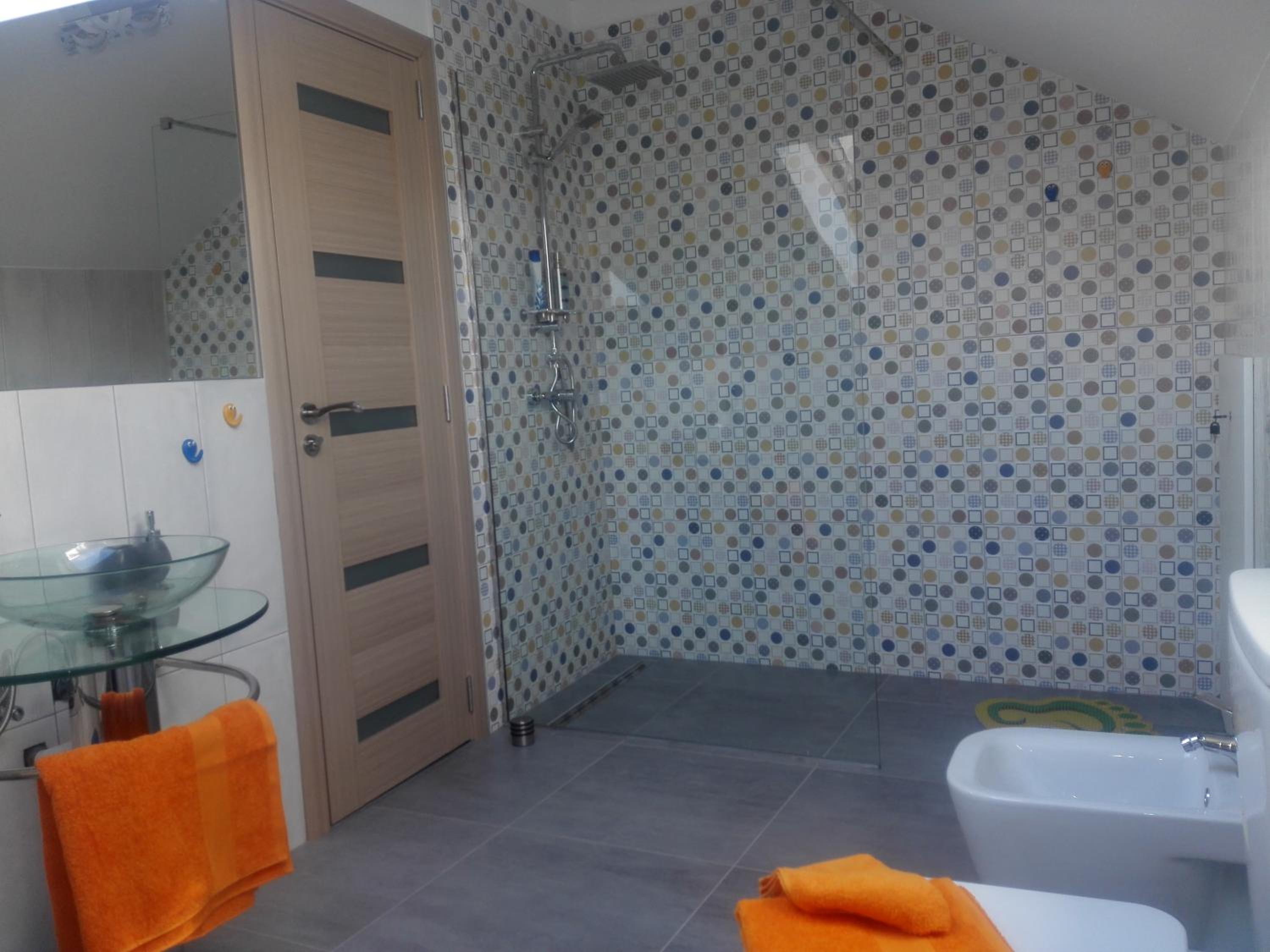 A. Einstein 9A Apartament en Cluj-Napoca — bathroom