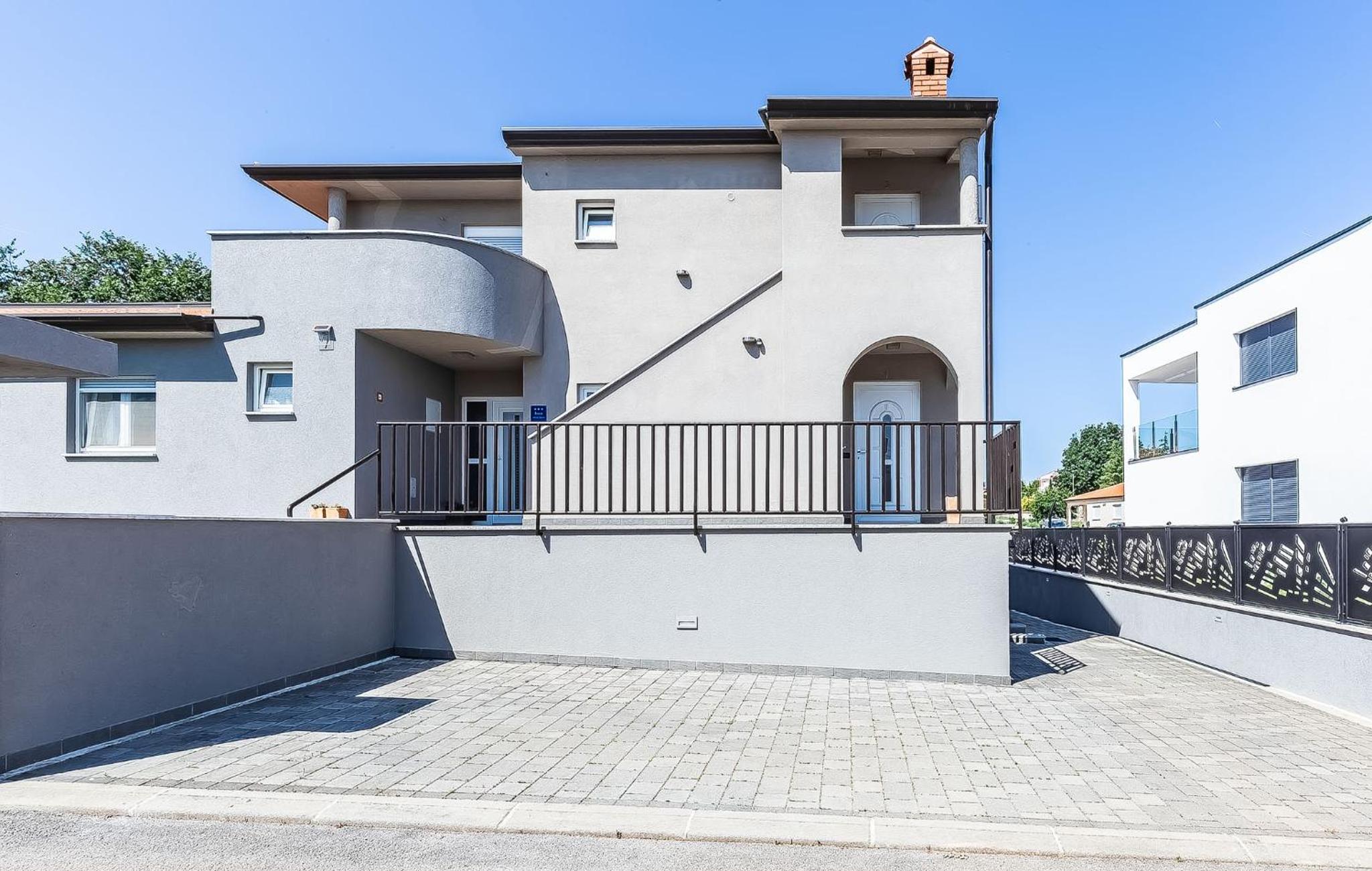 Toni  Julija - Property Image 47