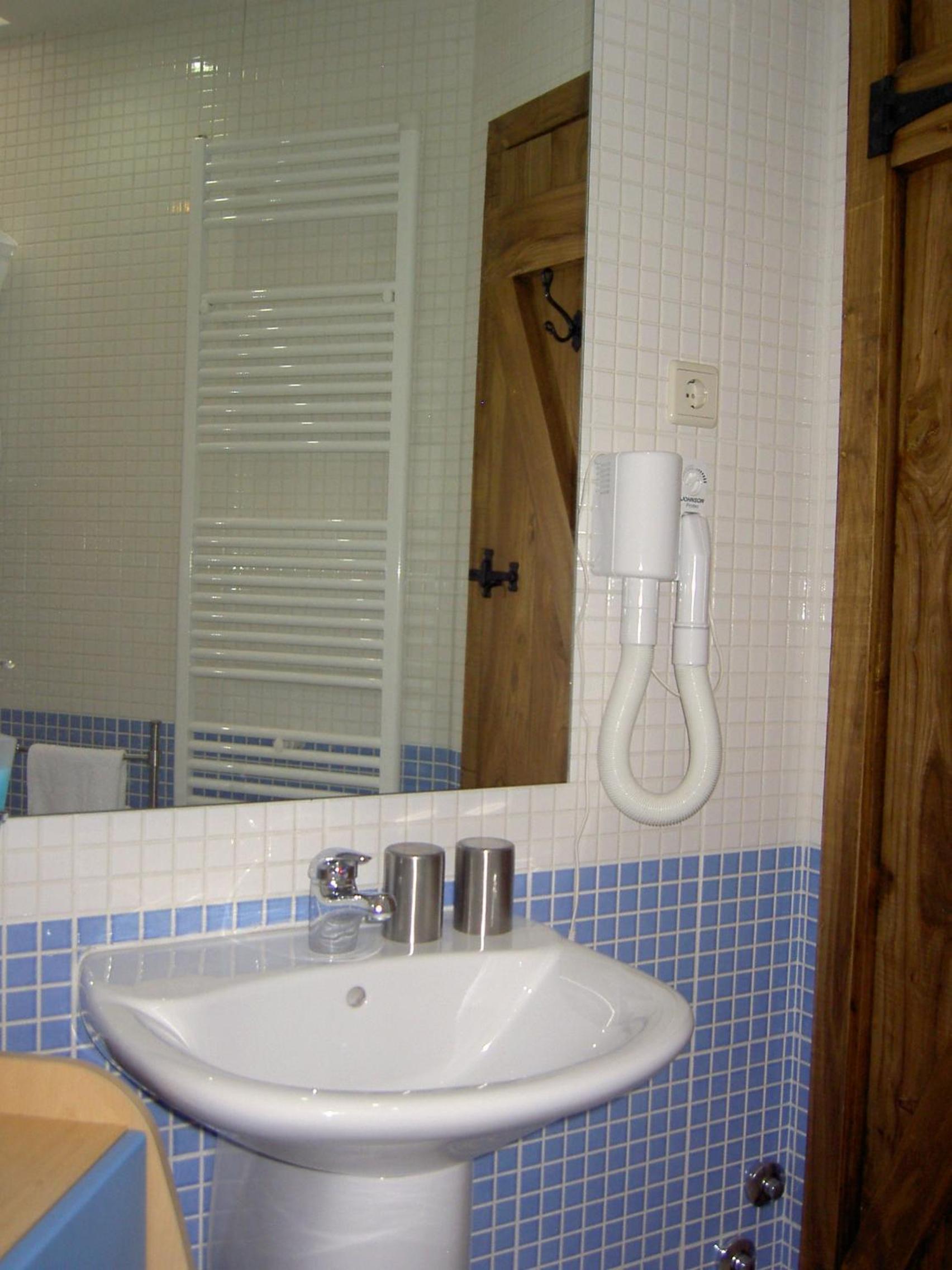 Photo 43