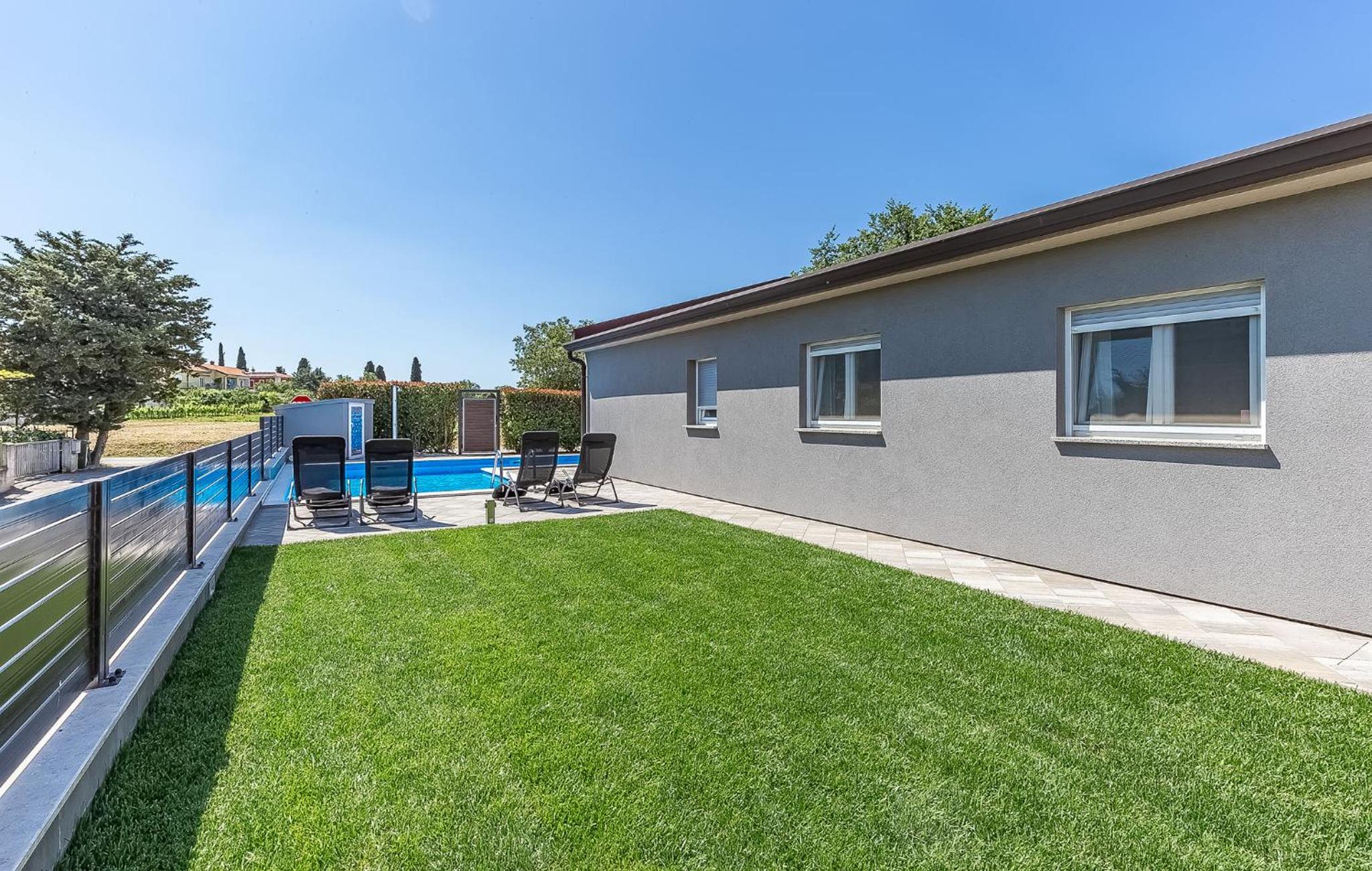 Toni  Julija - Property Image 66