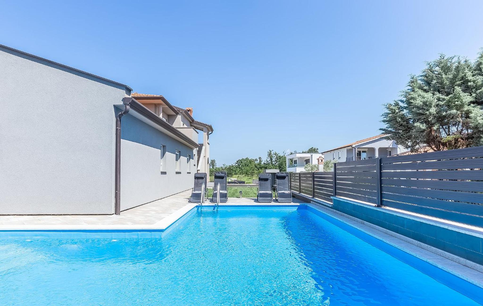 Toni  Julija - Property Image 51