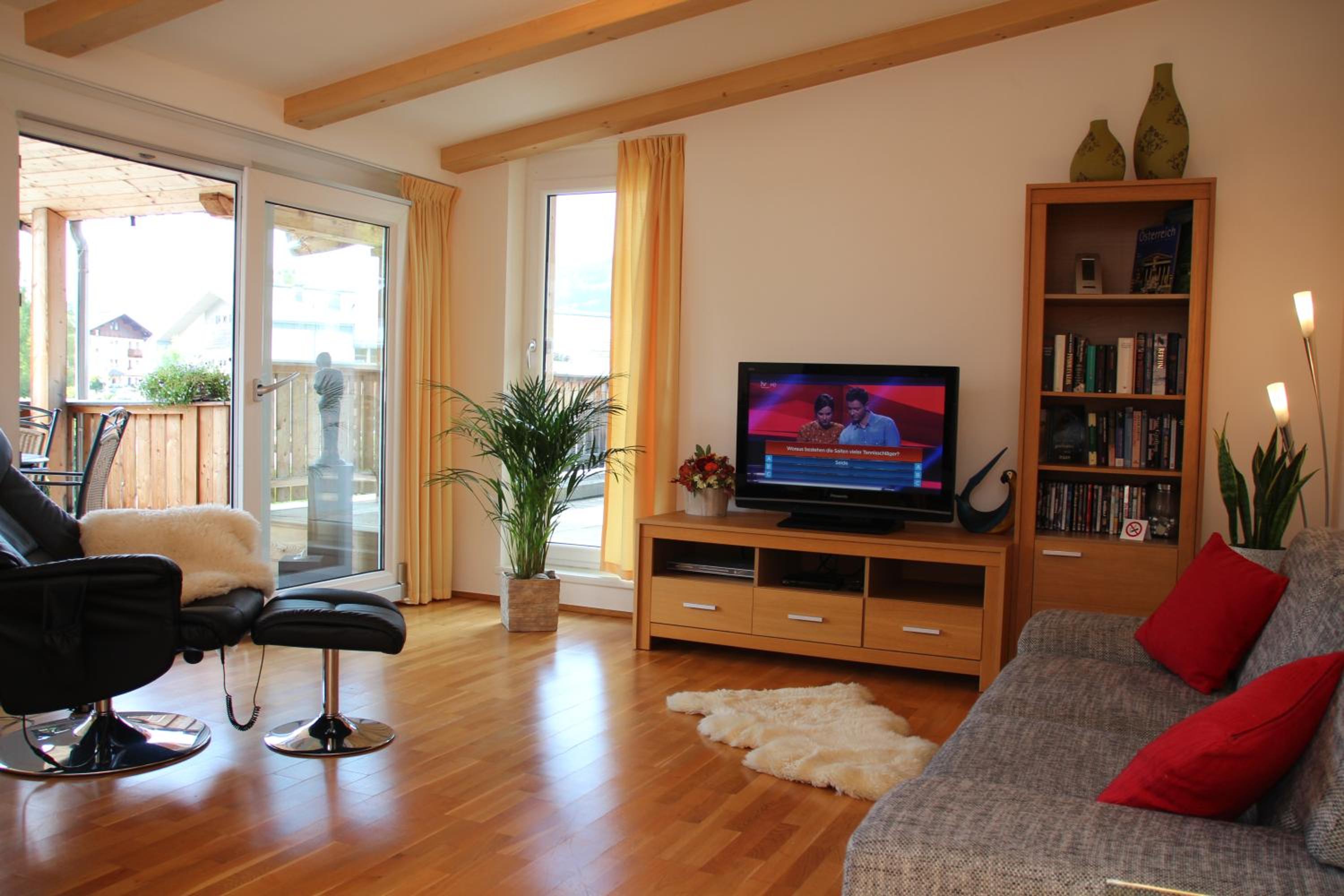 Deluxe Apartment Bergsicht - Kirchberg Center view 4