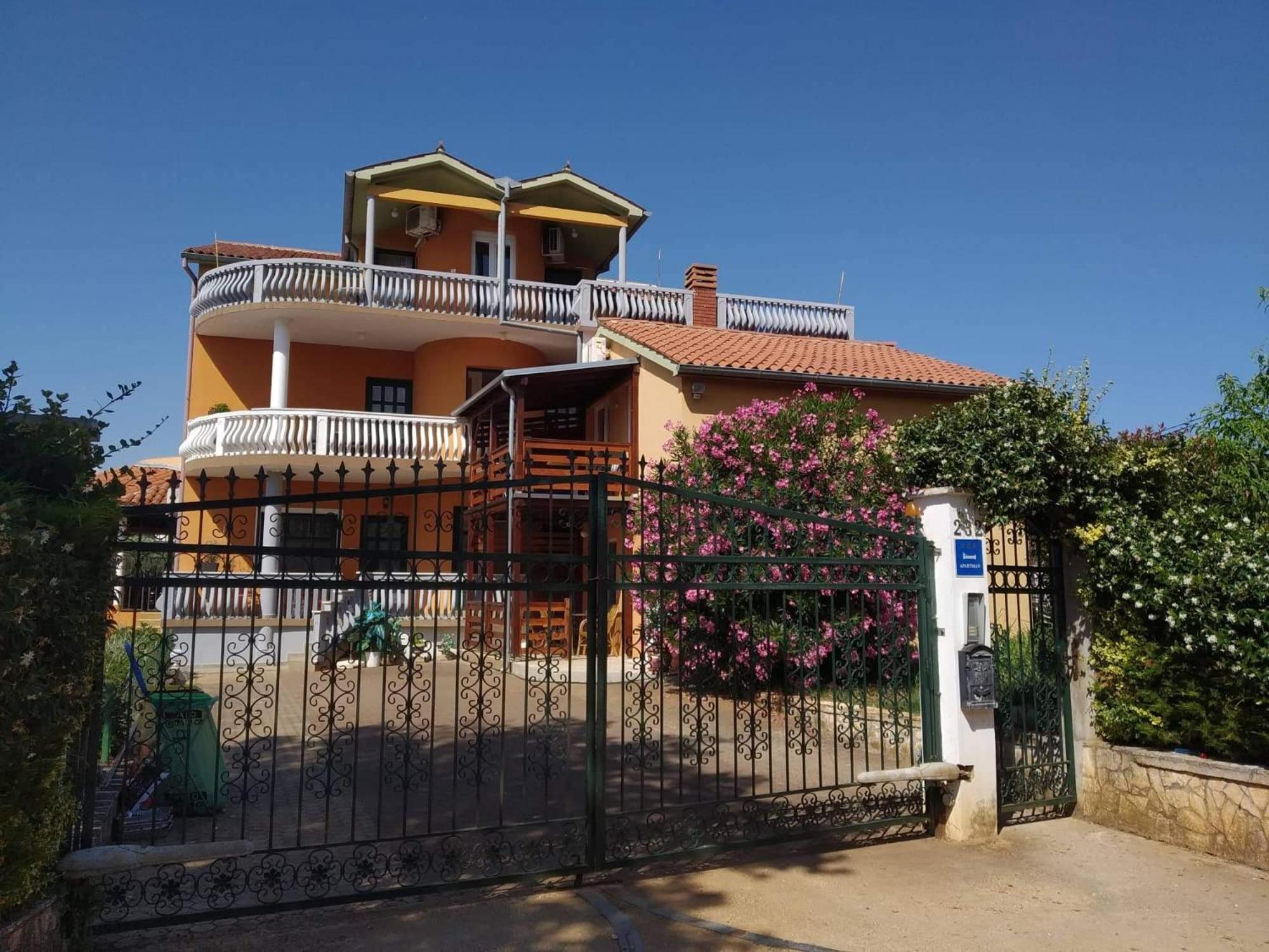 Apartments Šeherzada