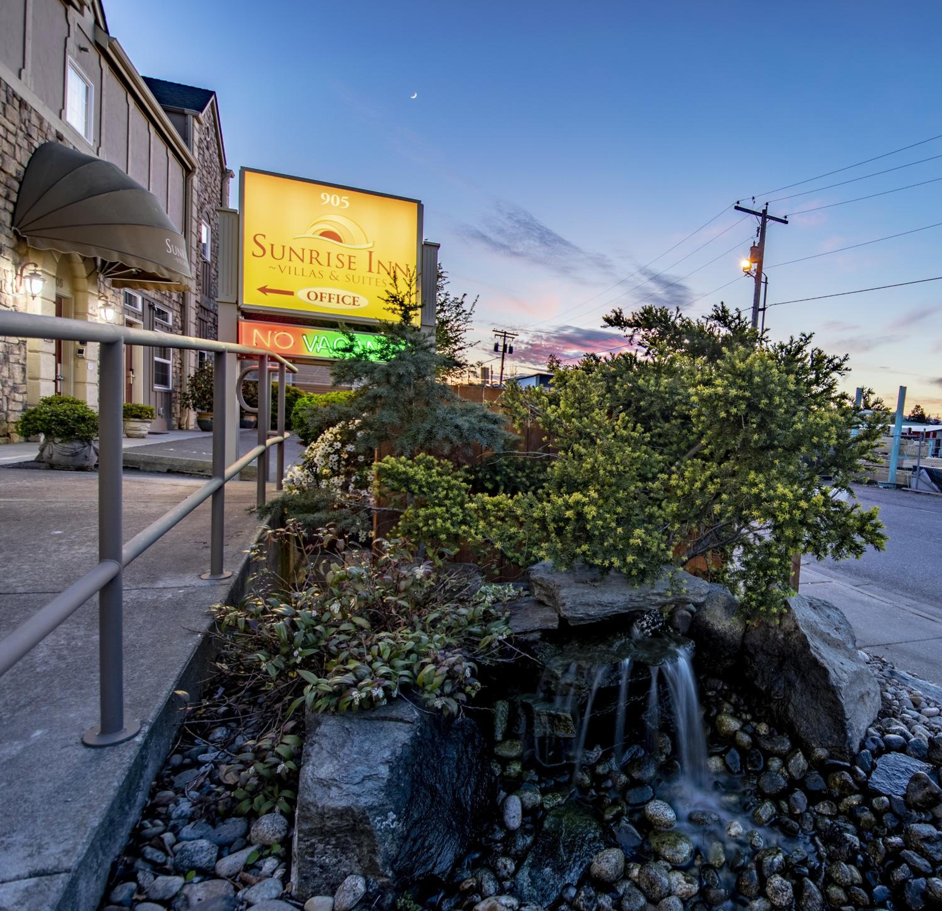 Sunrise Inn