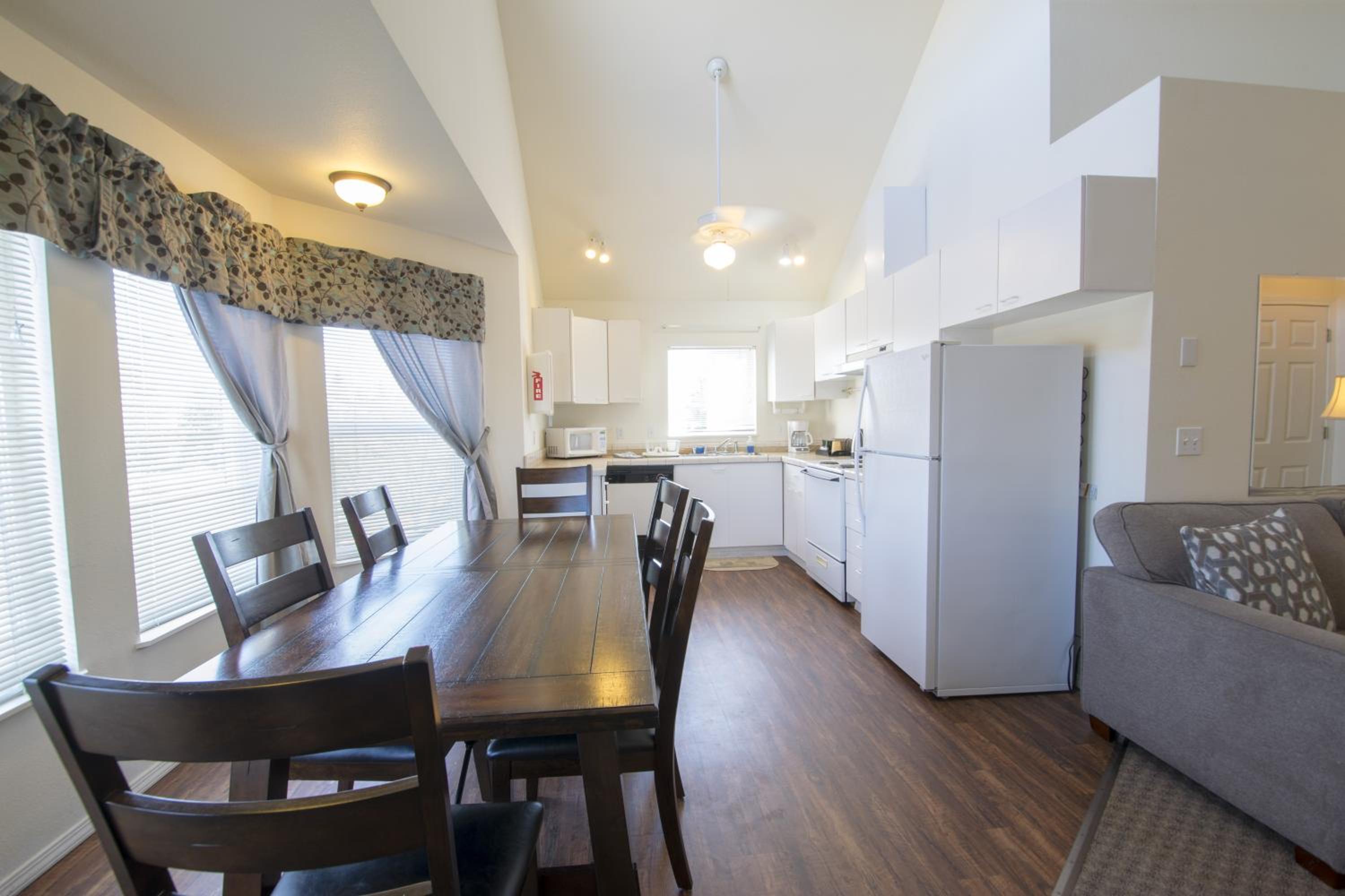 Sunrise Inn, photo 53