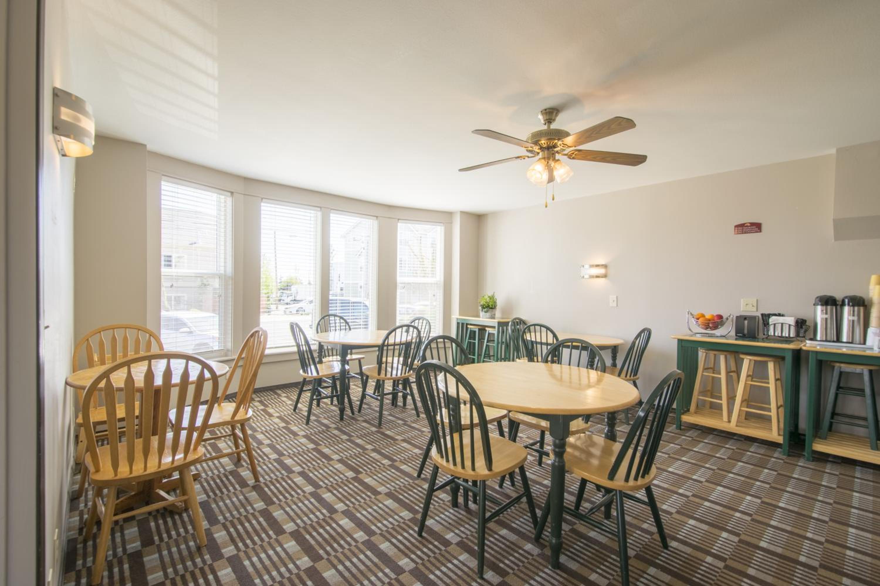 Sunrise Inn, photo 98