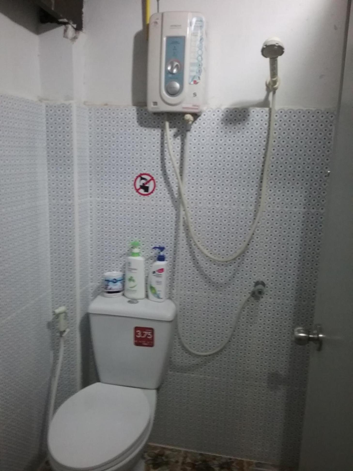 Danee Hostel