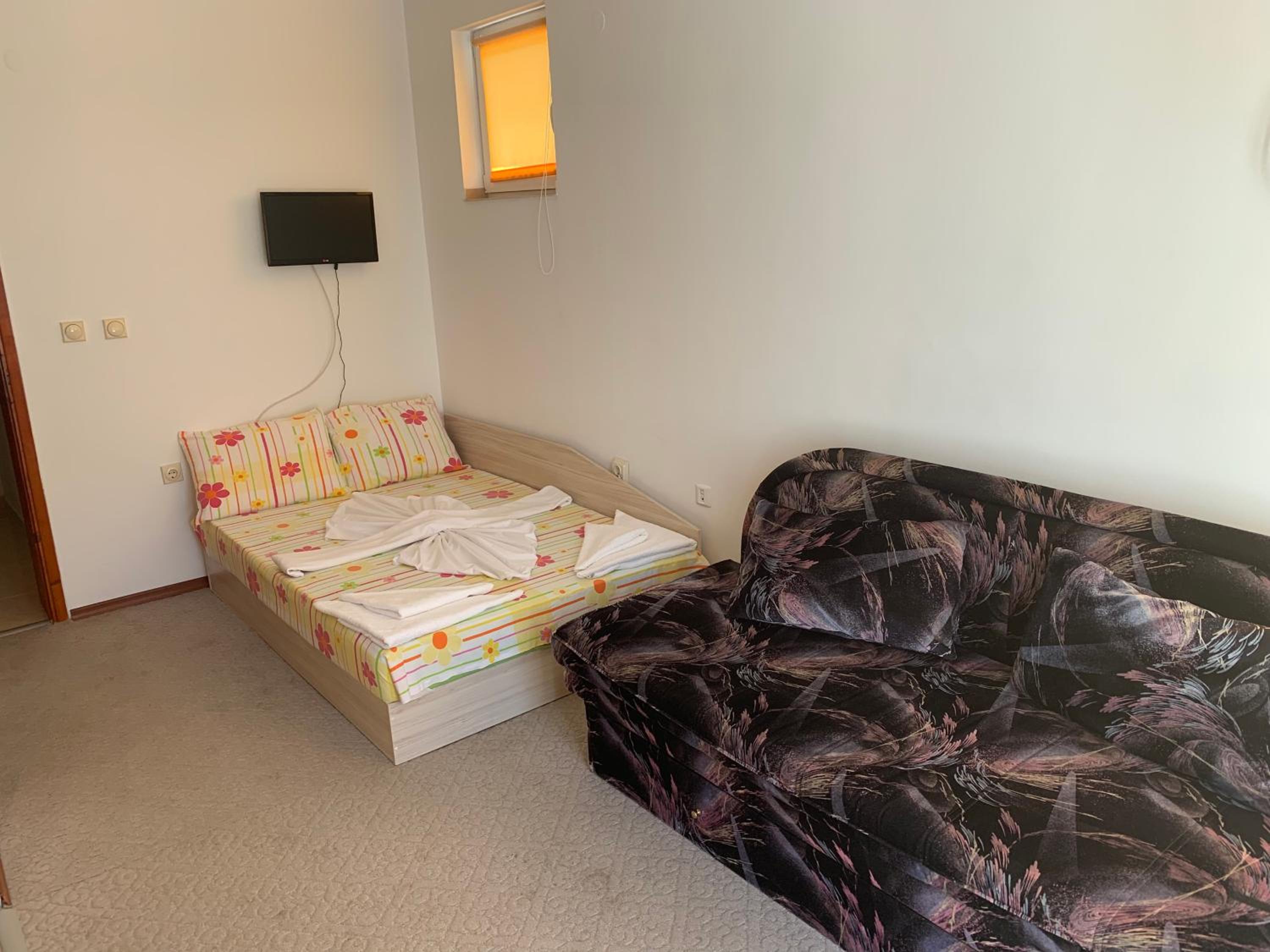 Lilia Guest House