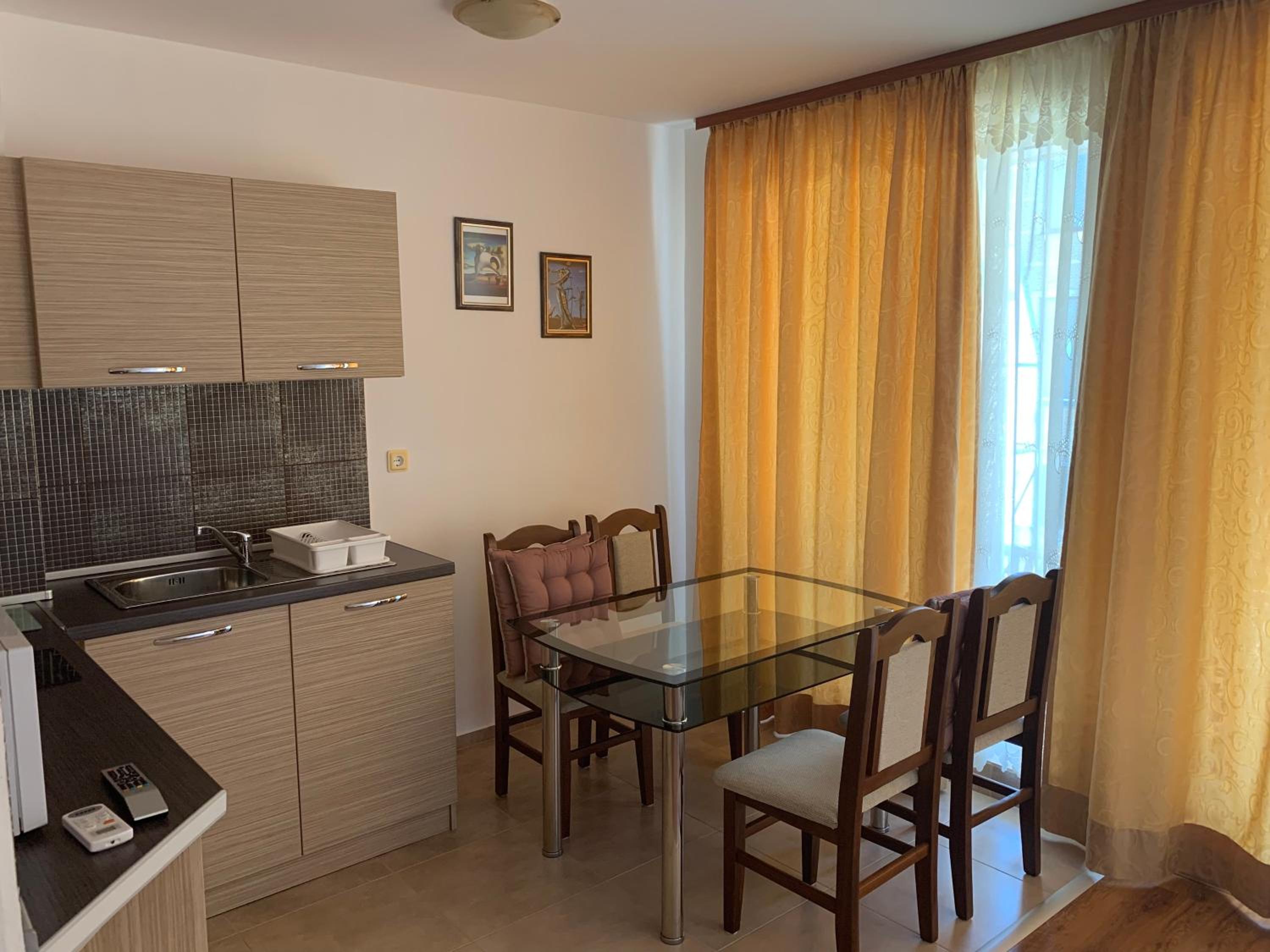 Lilia Guest House
