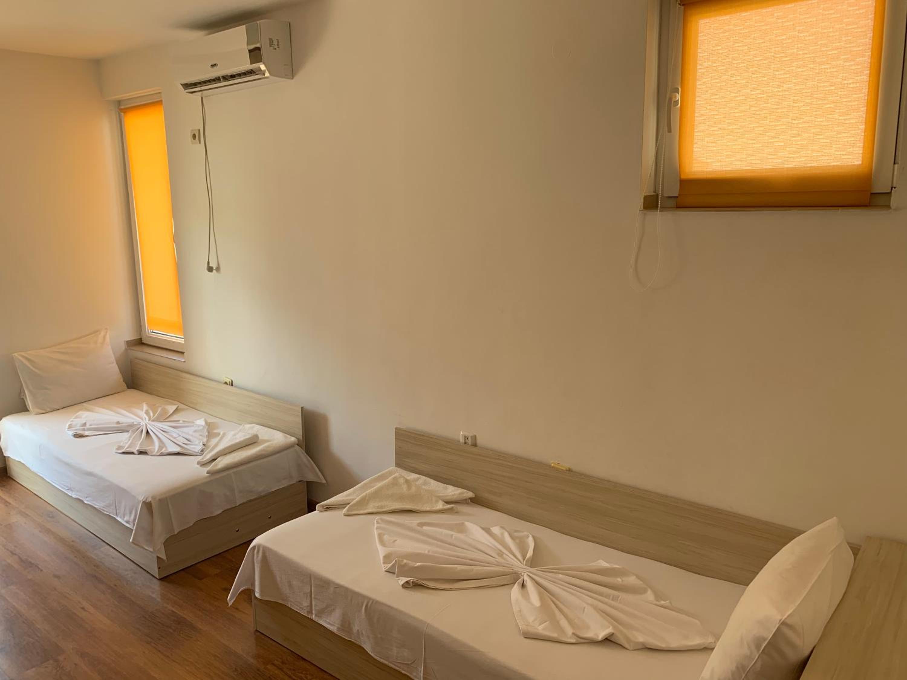 Lilia Guest House