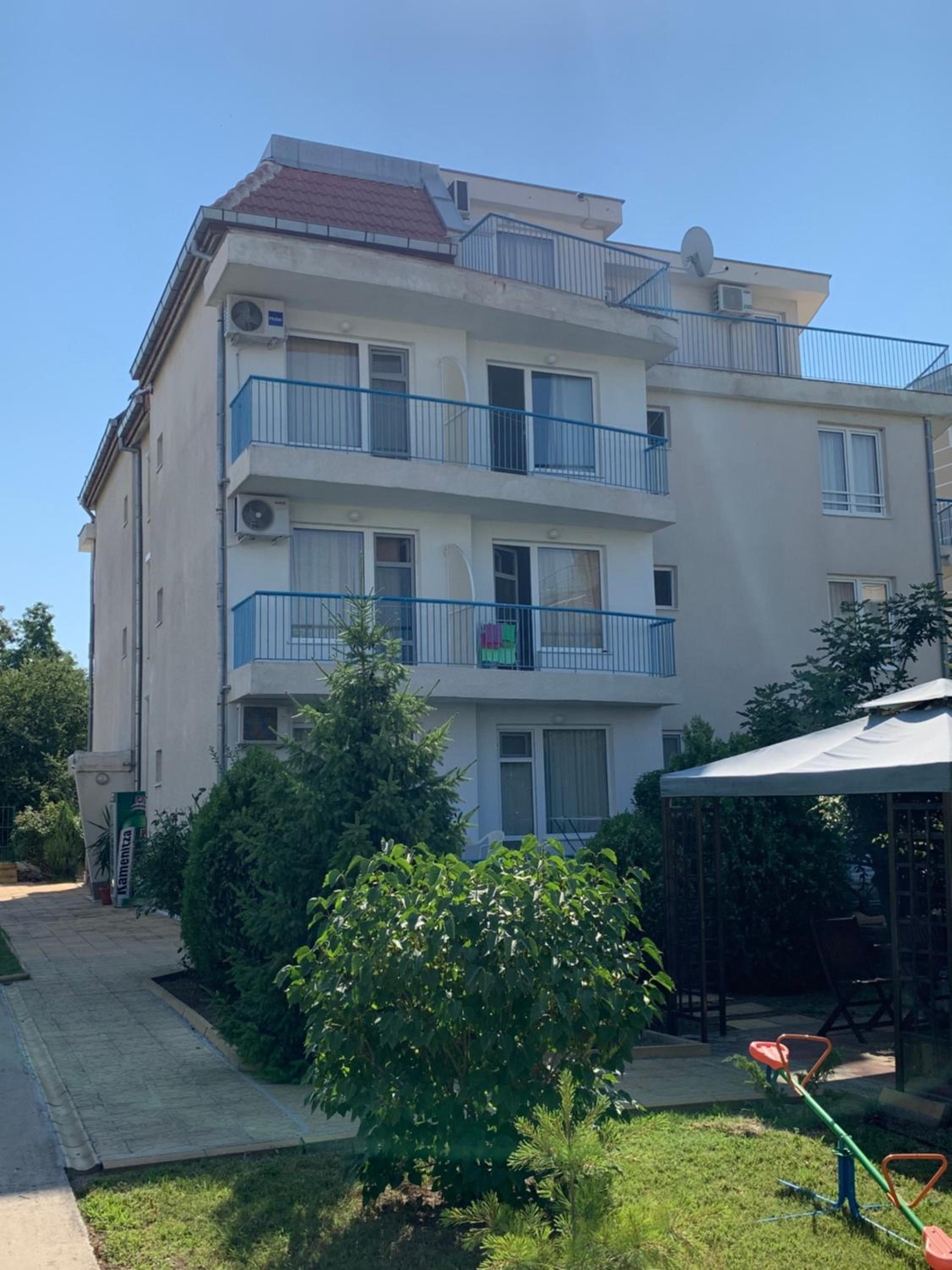 Lilia Guest House