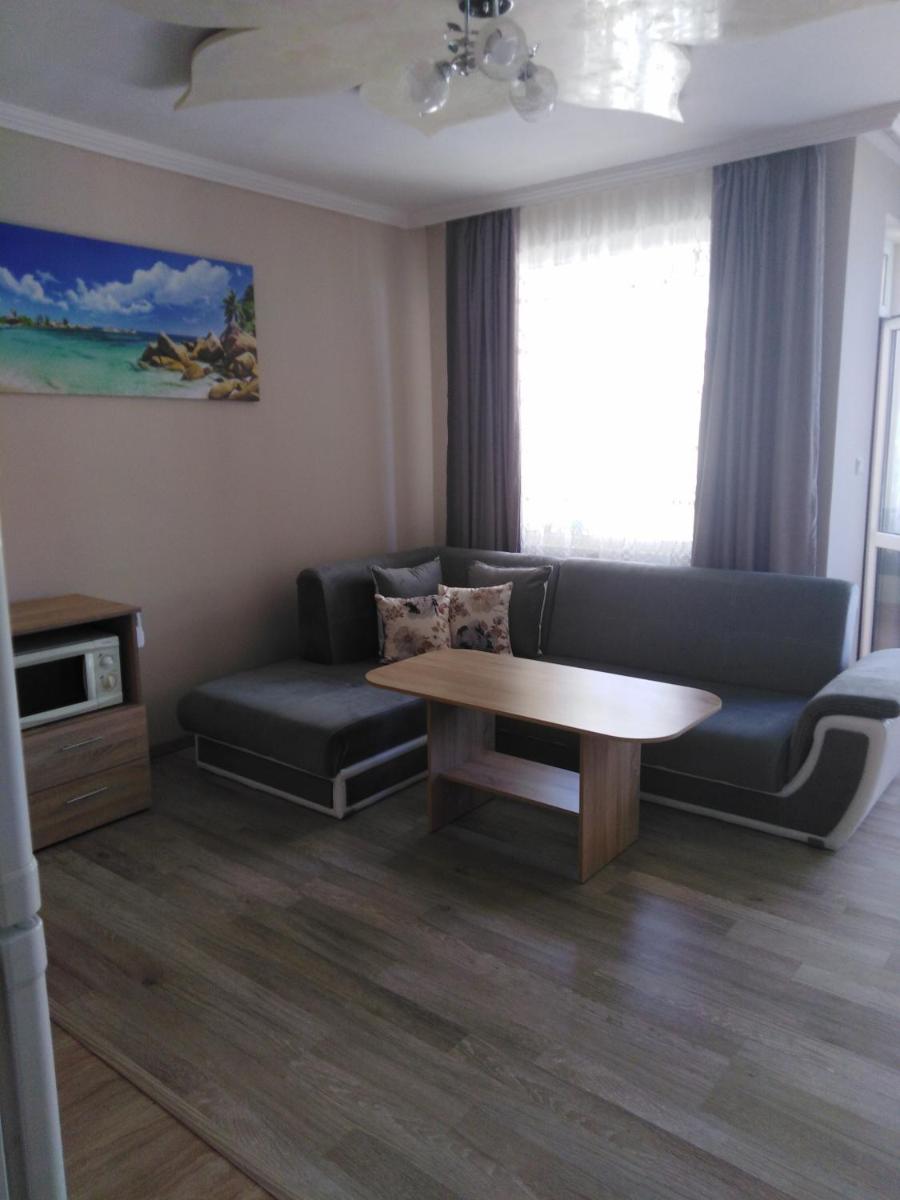 Apartment See Breeze view 5