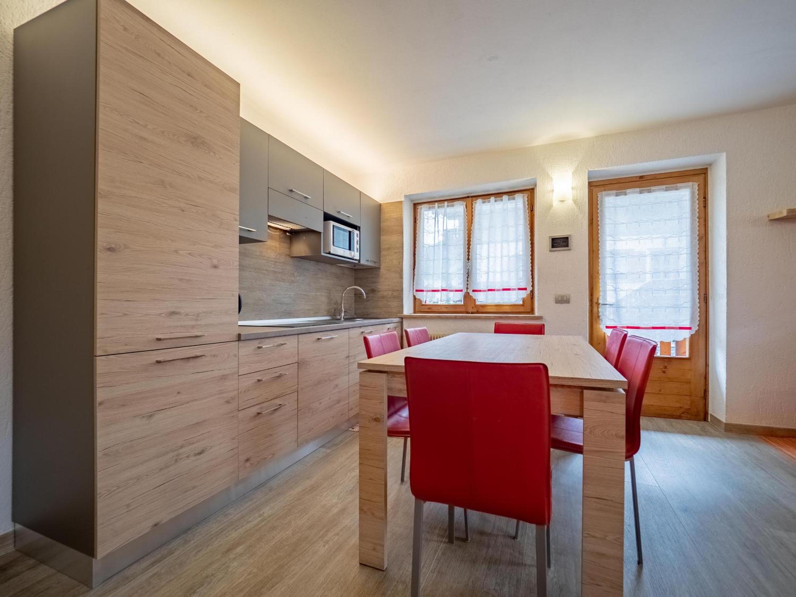 Leveron Apartments view 4