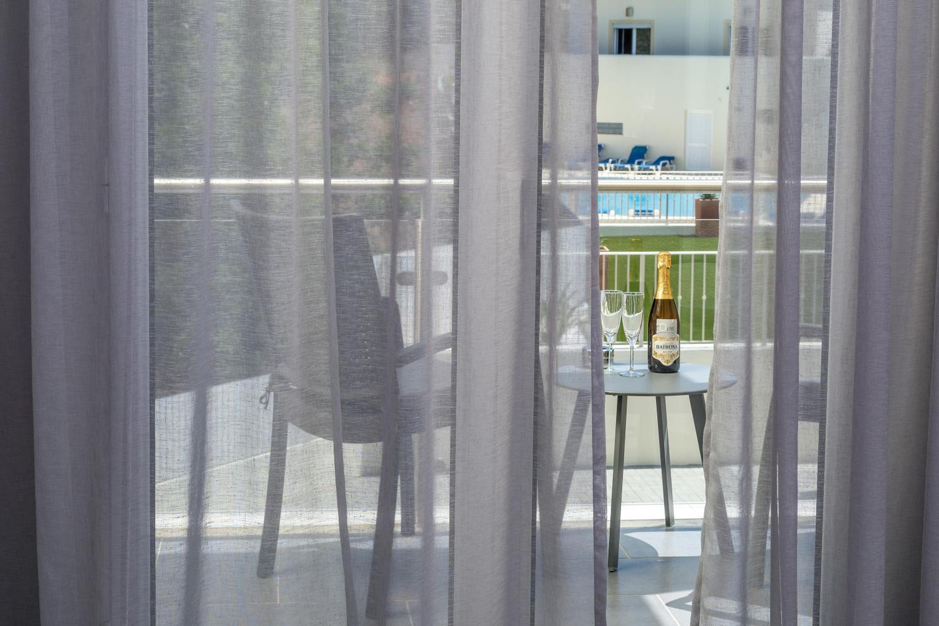 Photo 38