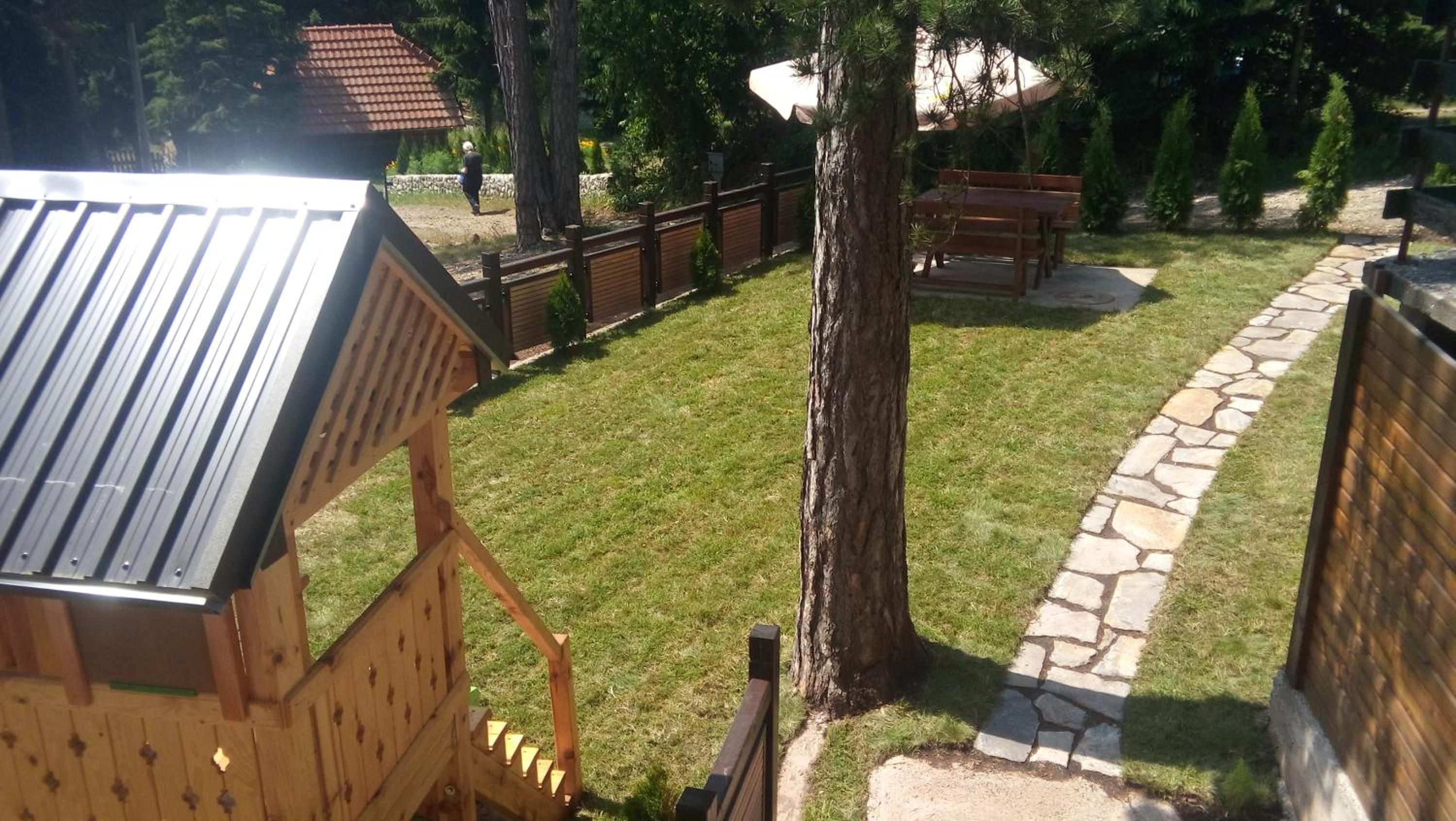 Apartmani Sredojevic view 4