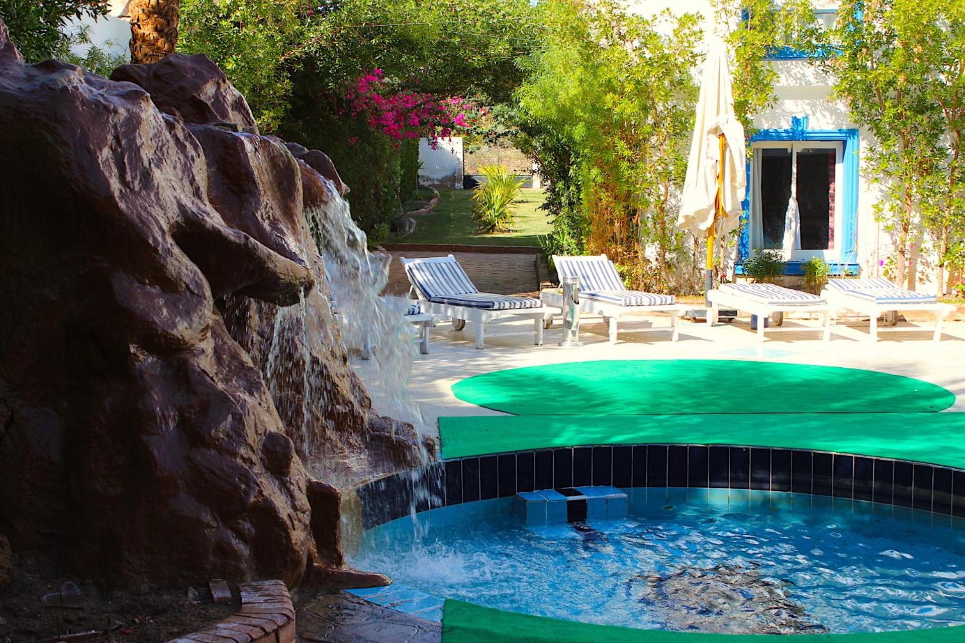 Naama Blue Hotel