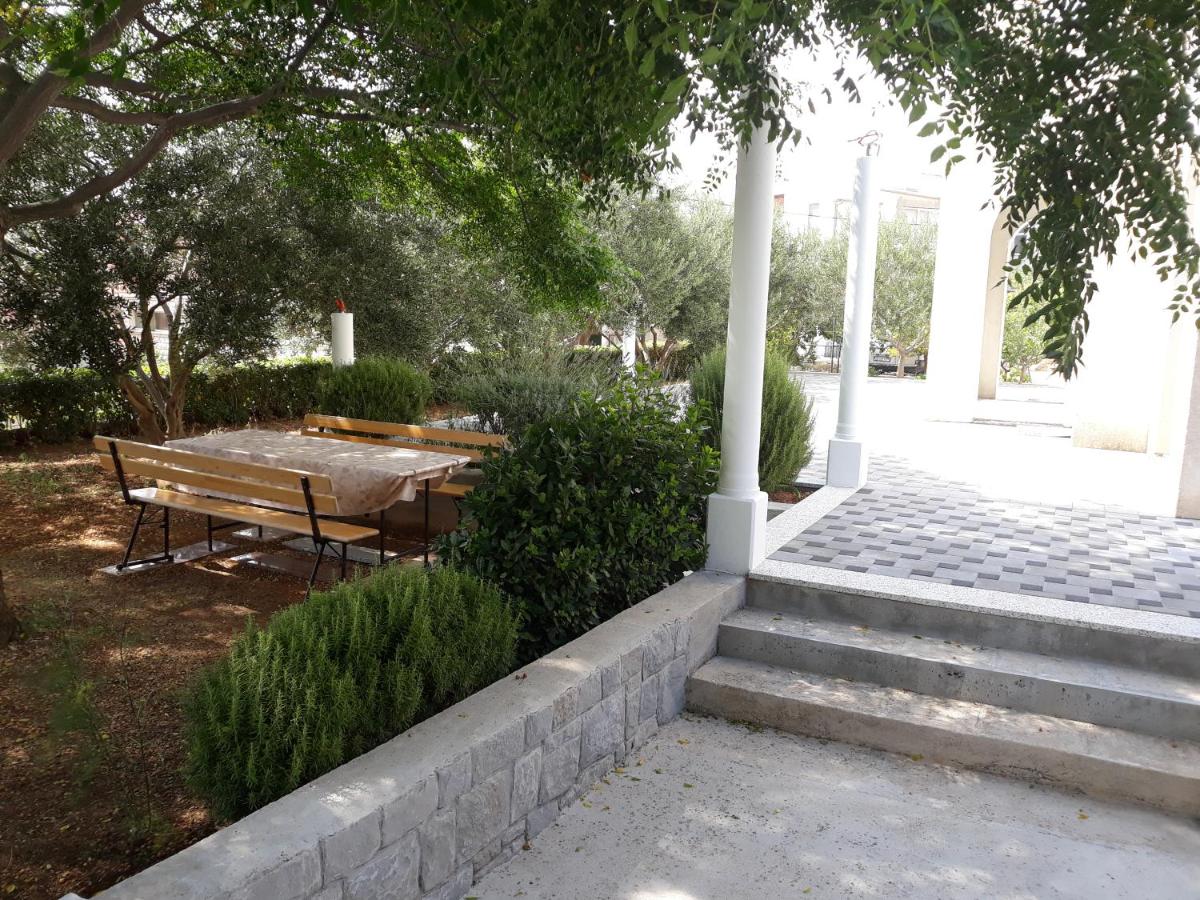 Photo 28