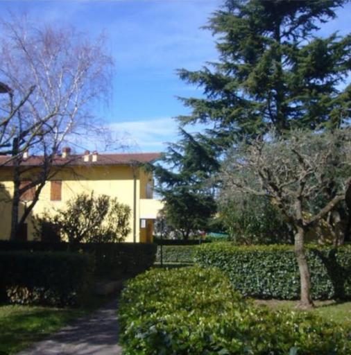 LULLABY HOUSE LAZISE view 3