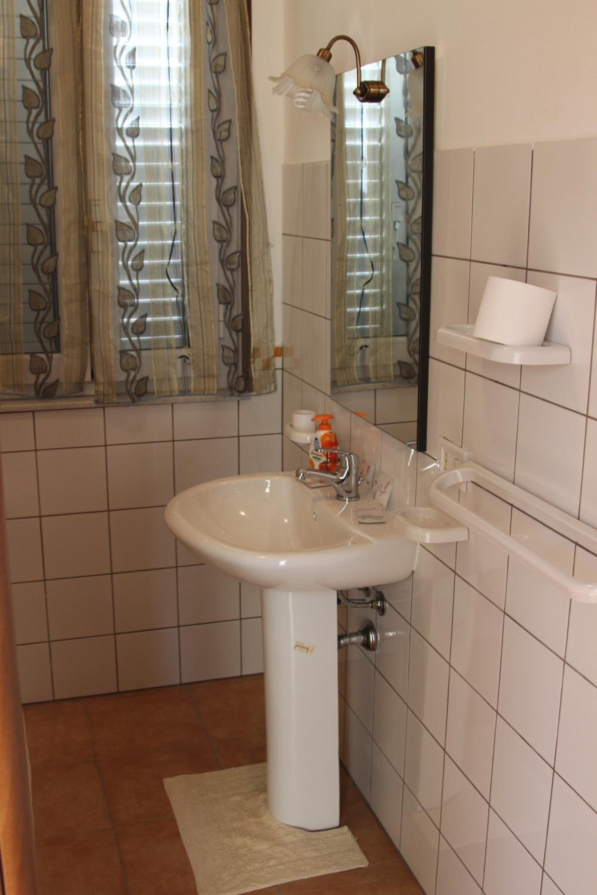Photo 30