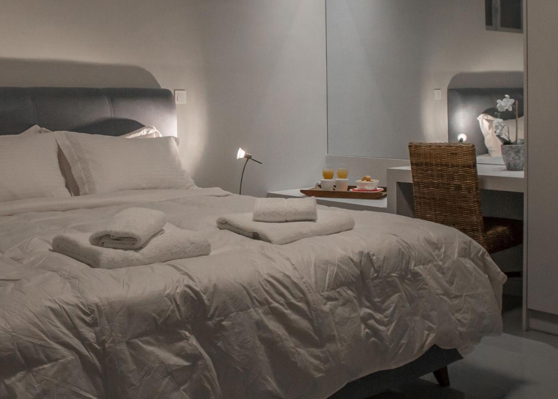 Magnificent neoclassical apt in Syntagma-Plaka