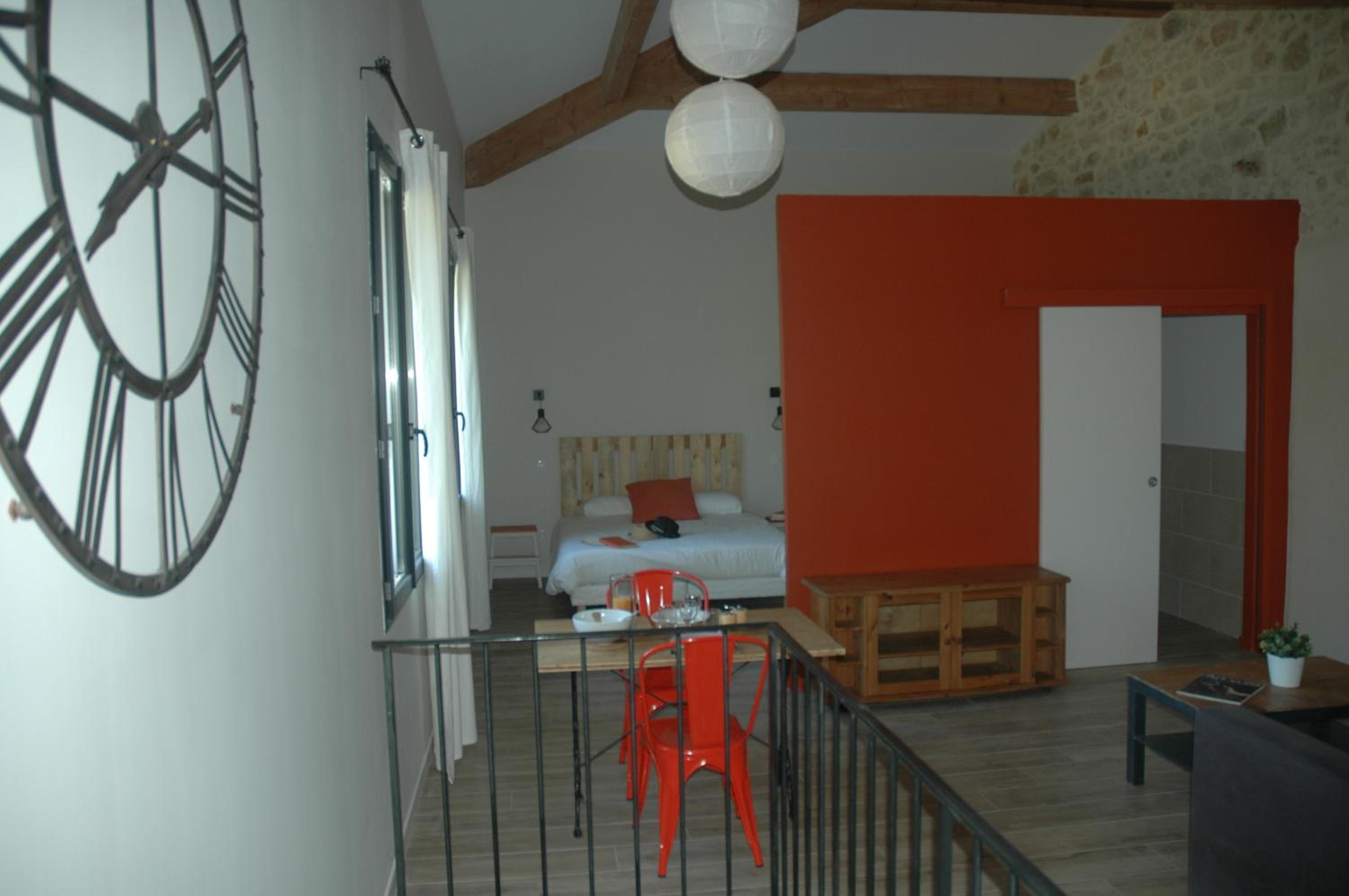 Photo 24