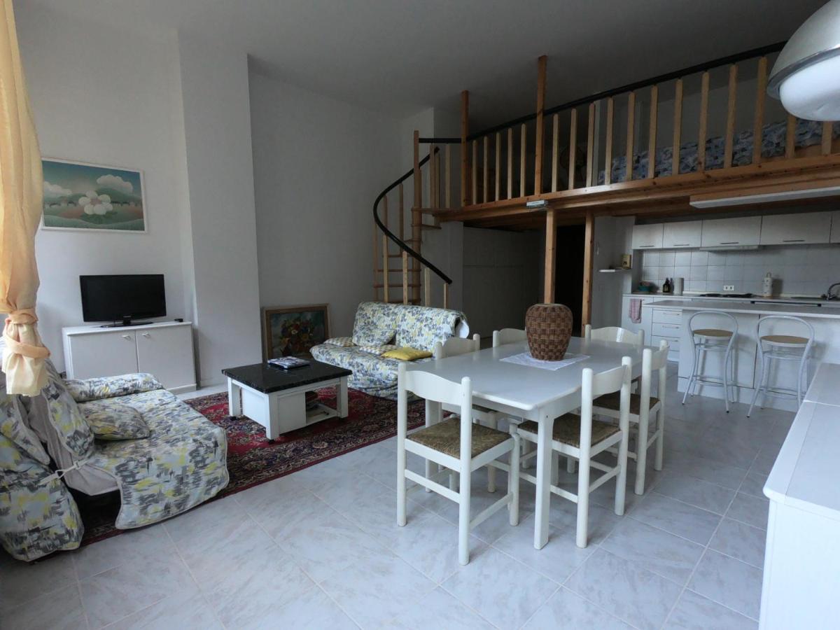 Kosmopolitan Residence photo 3